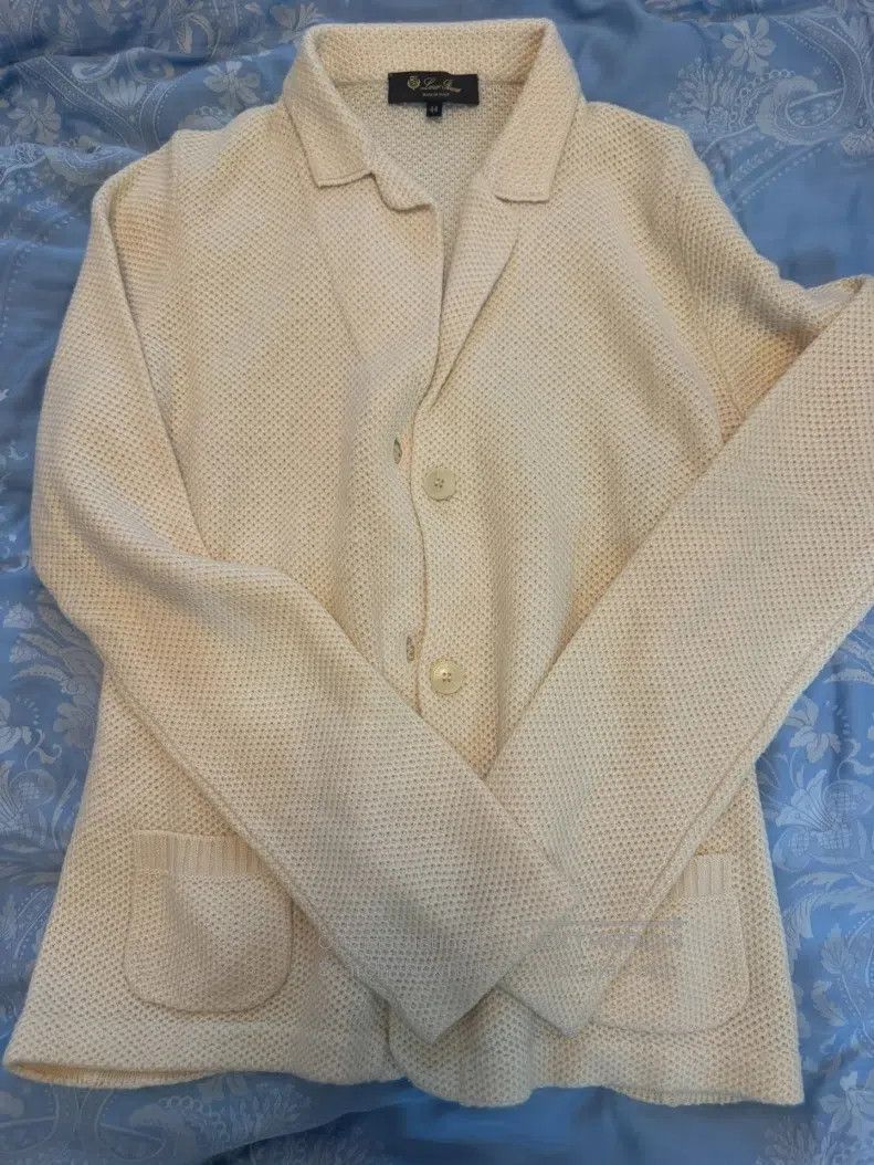 Loro Piana Loro Piana Beige Knit Sweater, 40% Cashmere + 21% Linen + Size M / US 6-8 / IT 42-44 - 1 Thumbnail