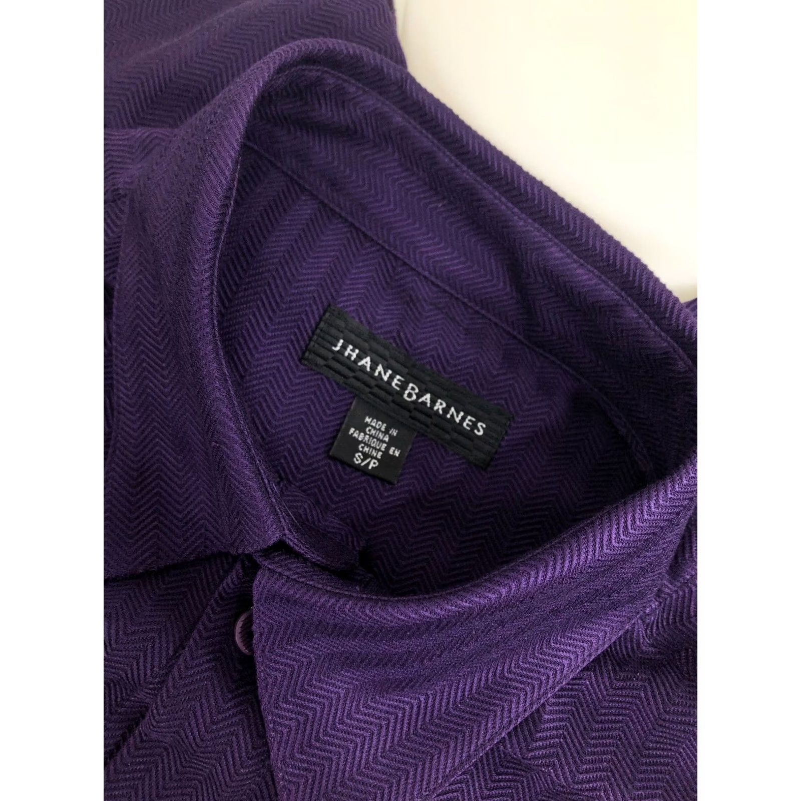 Vintage JHANE BARNES - Herringbone Embossed 100% SILK Mens Shirt S Purple Long Sleeve Button-Up Shirt Men XS-Size? Size US S / EU 44-46 / 1 - 5 Thumbnail