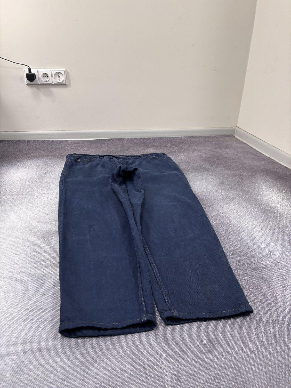 Levi's Vintage 1990s Levi’s 550 Orange Tab Navy Blue Denim Jeans Size US 42 / EU 58 - 9 Thumbnail