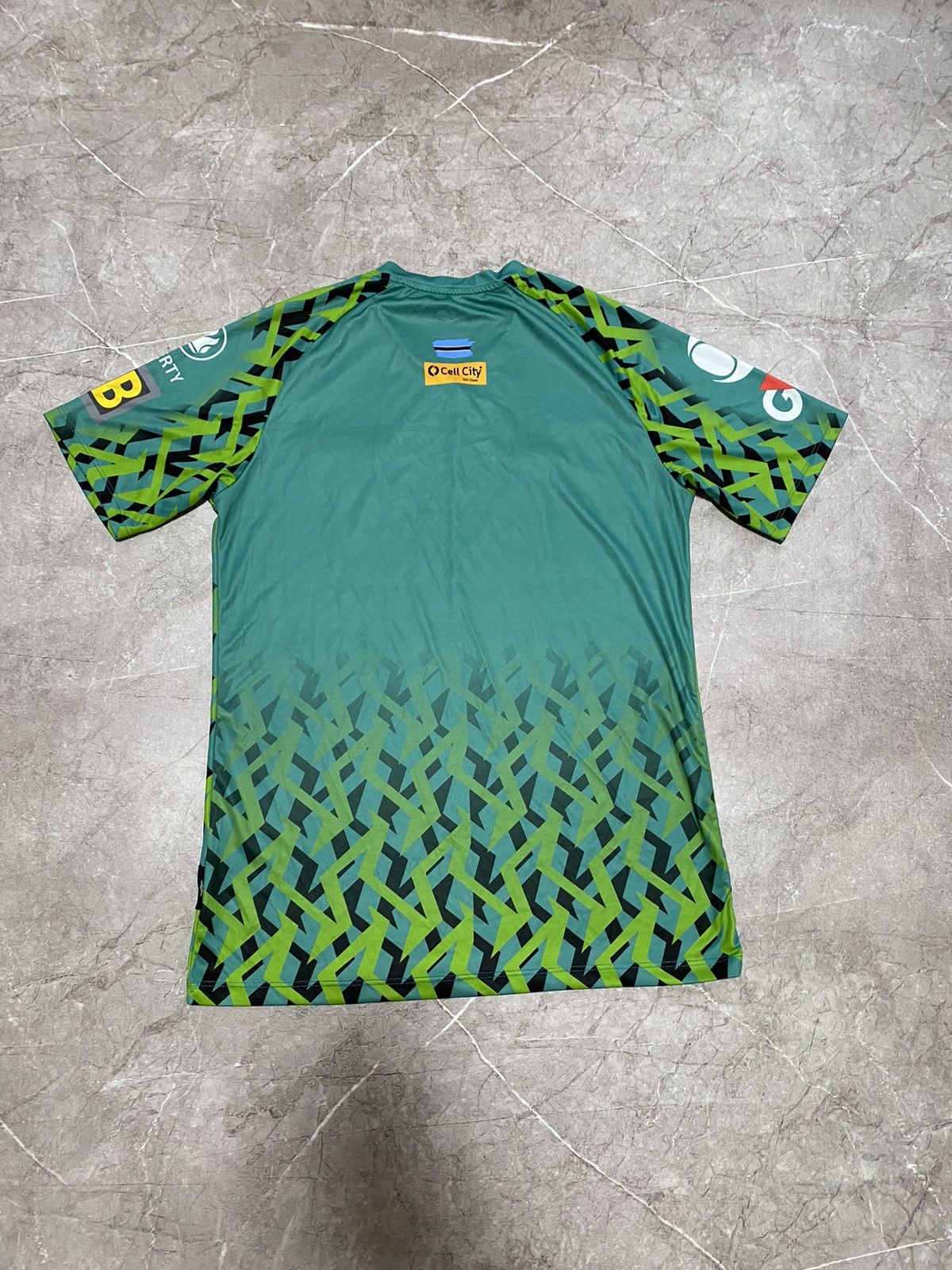 Umbro Township Rollers FC Botswana Umbro 2022 Home Soccer Jersey Size US L / EU 52-54 / 3 - 4 Thumbnail