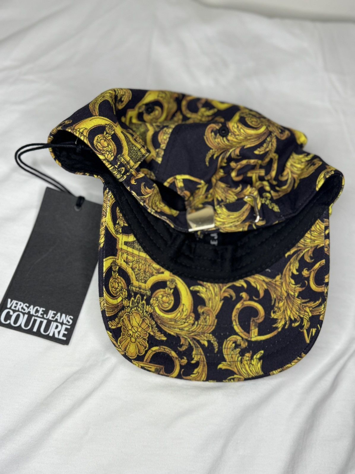 Versace × Versace Jeans Couture Versace Jeans Couture Baroque Print Cap Size ONE SIZE - 2 Thumbnail