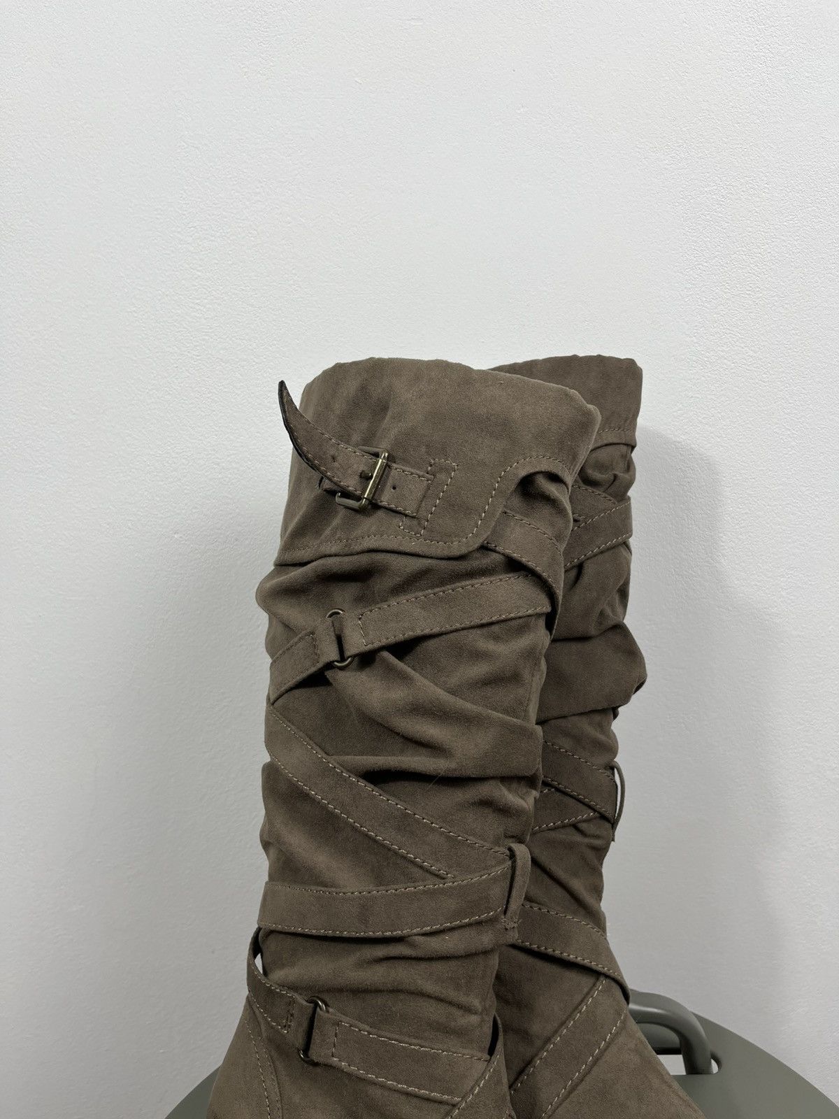 Other Women Knee High Buckle Boots Faux Suede Warm Lined EU 38 Size US 7 / IT 37 - 2 Thumbnail