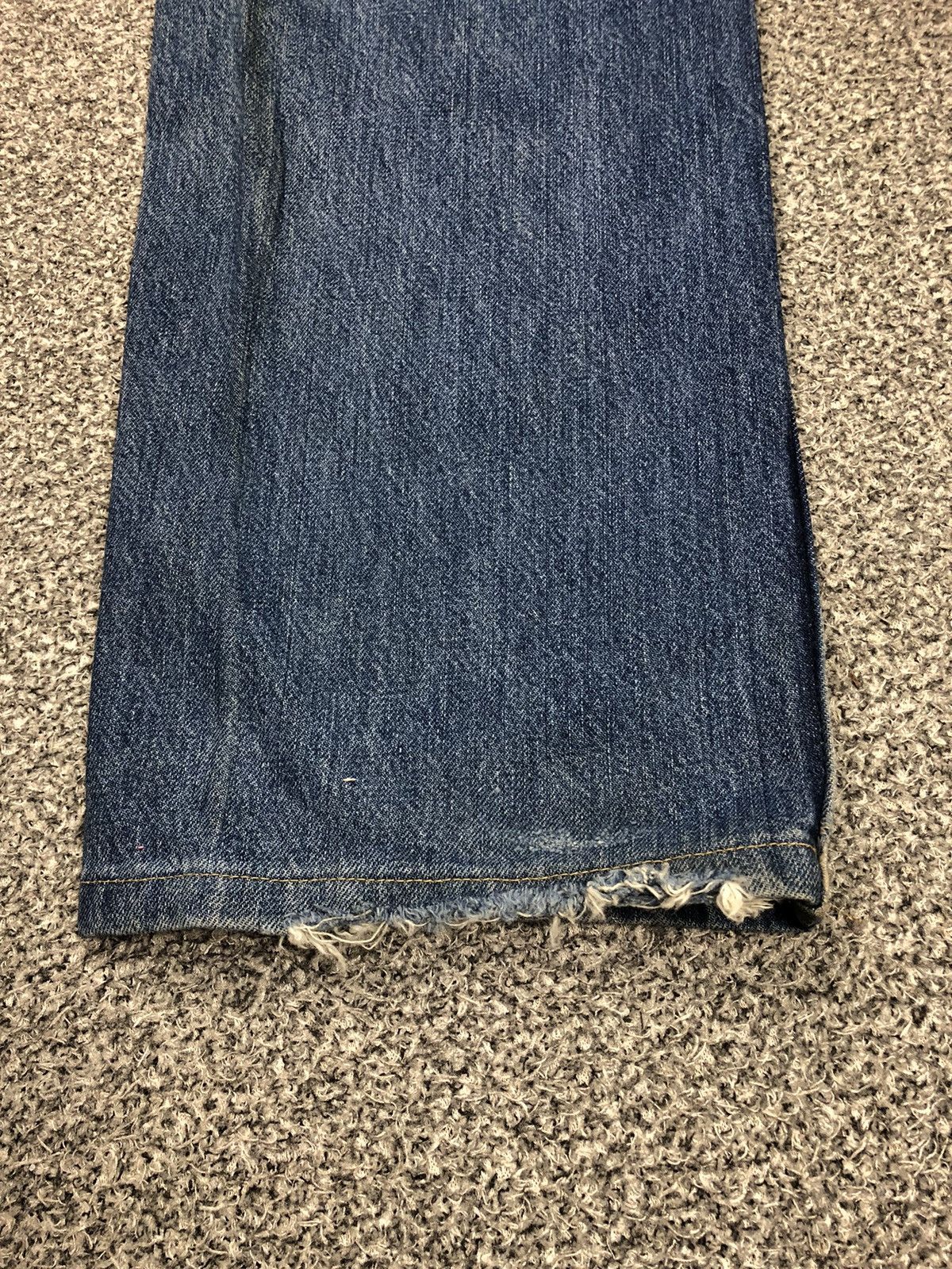 Japanese Brand × Levi's × Vintage Vintage Distressed Levis 519 Made In Usa Jeans Size US 31 - 21 Thumbnail
