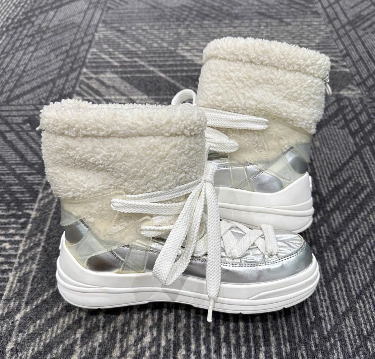 Moncler Moncler Shearling Snow Boots J42 Size US 5 / IT 35 - 5 Thumbnail