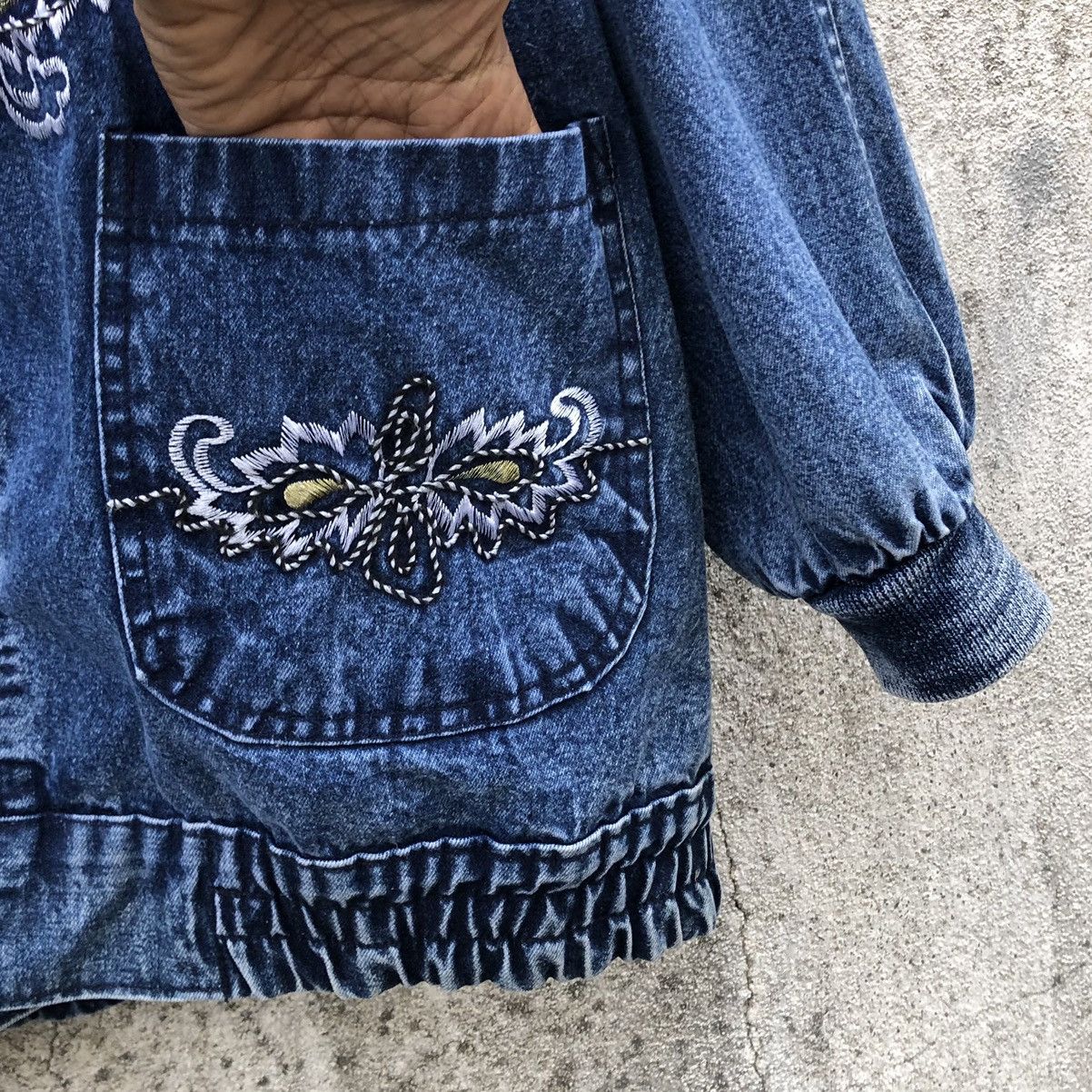 Vintage Vintage Japan Brand Bora Jean Embroidery Denim Jacket Size US M / EU 48-50 / 2 - 6 Thumbnail