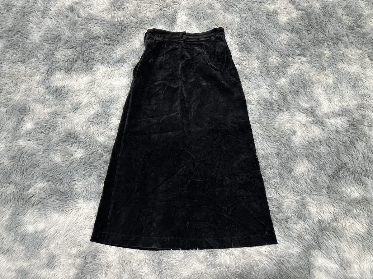 Tricot Comme des Garcons 🔥Vintage Archived 1992 Tricot Comme Des Garcons Velvet Skirt Size 26" / US 2 / IT 38 - 9 Thumbnail