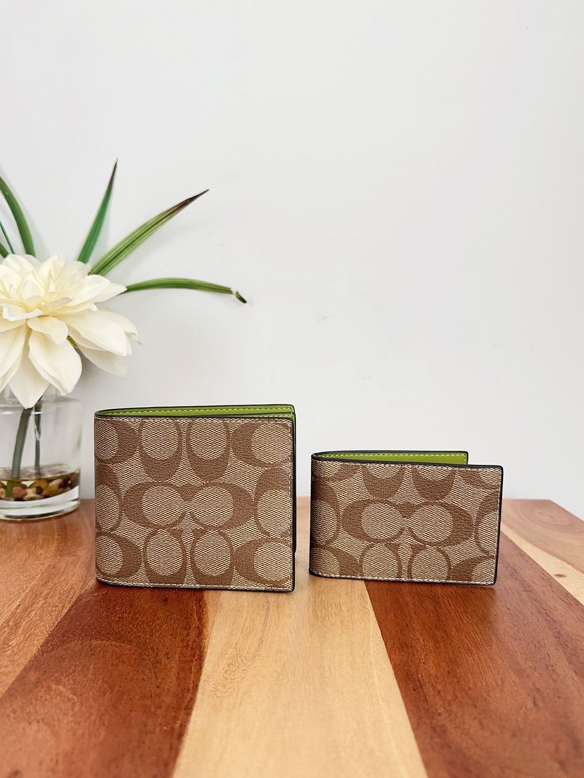 image of NWT Coach 3 In 1 Wallet In Signature Canvas, Men's