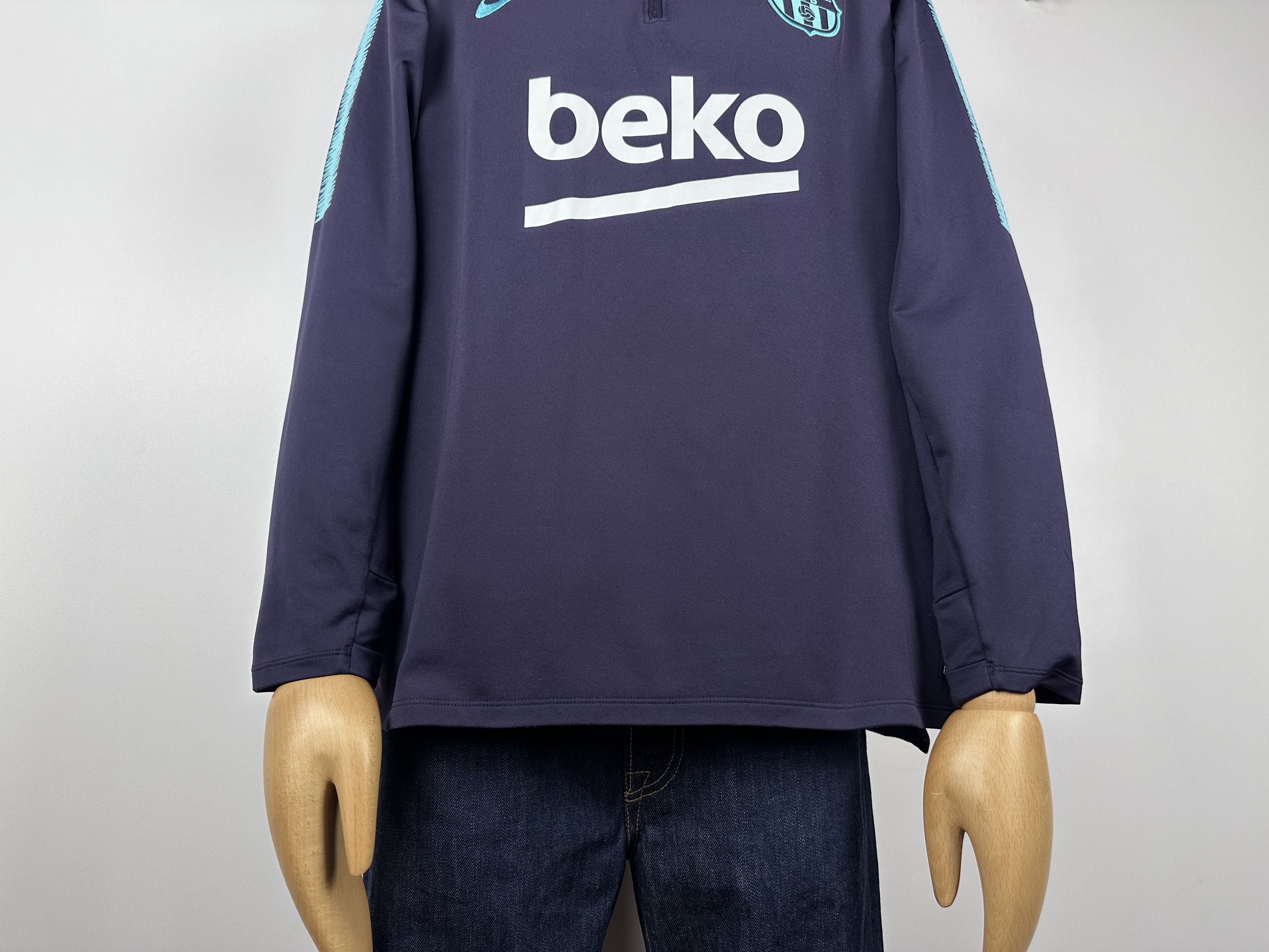 Nike BARCELONA 2019 TRAINING FOOTBALL SOCCER SWEATSHIRT TOP NIKE Size US XL / EU 56 / 4 - 6 Thumbnail