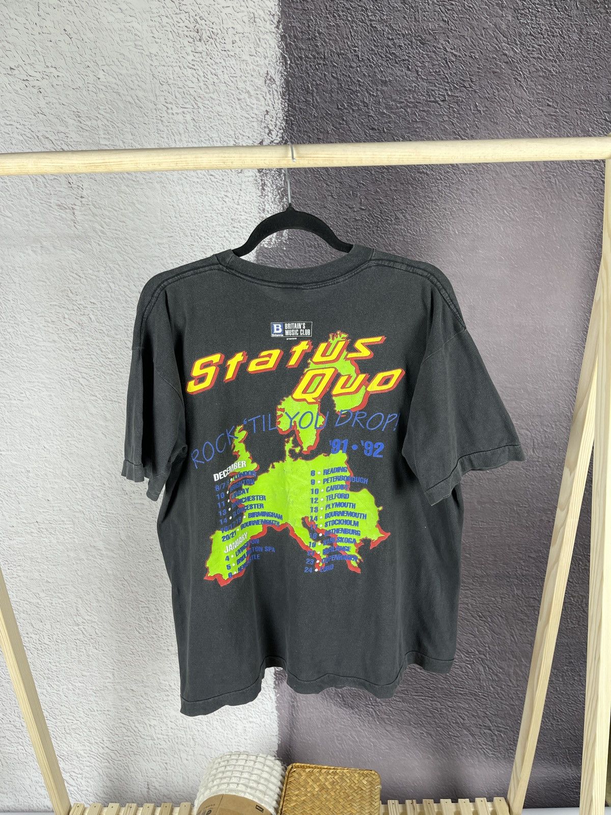 Band Tees Vintage Status Quo 1991 1992 tour tee Rock Til you drop Size US XL / EU 56 / 4 - 2 Thumbnail