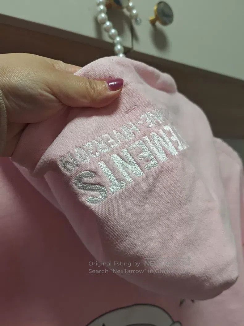 Vetements VETEMENTS Pink unicorn hooded sweatshirt Size US S / EU 44-46 / 1 - 4 Thumbnail