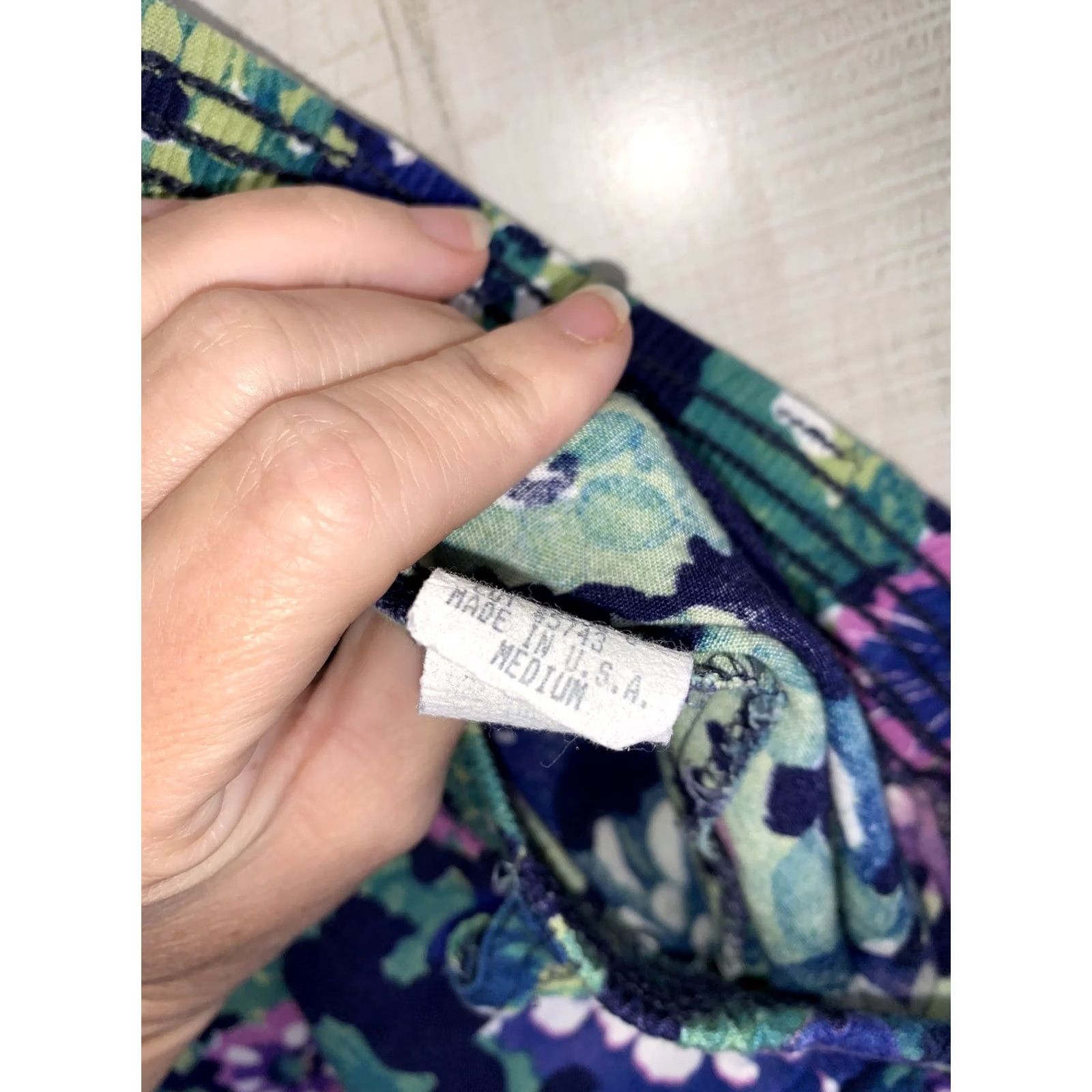 Vintage VINTAGE 1990s Womens Floral Pocket Front Shorts Size M by Tracy Evans-7019 Size 32" / US 10 / IT 46 - 7 Thumbnail