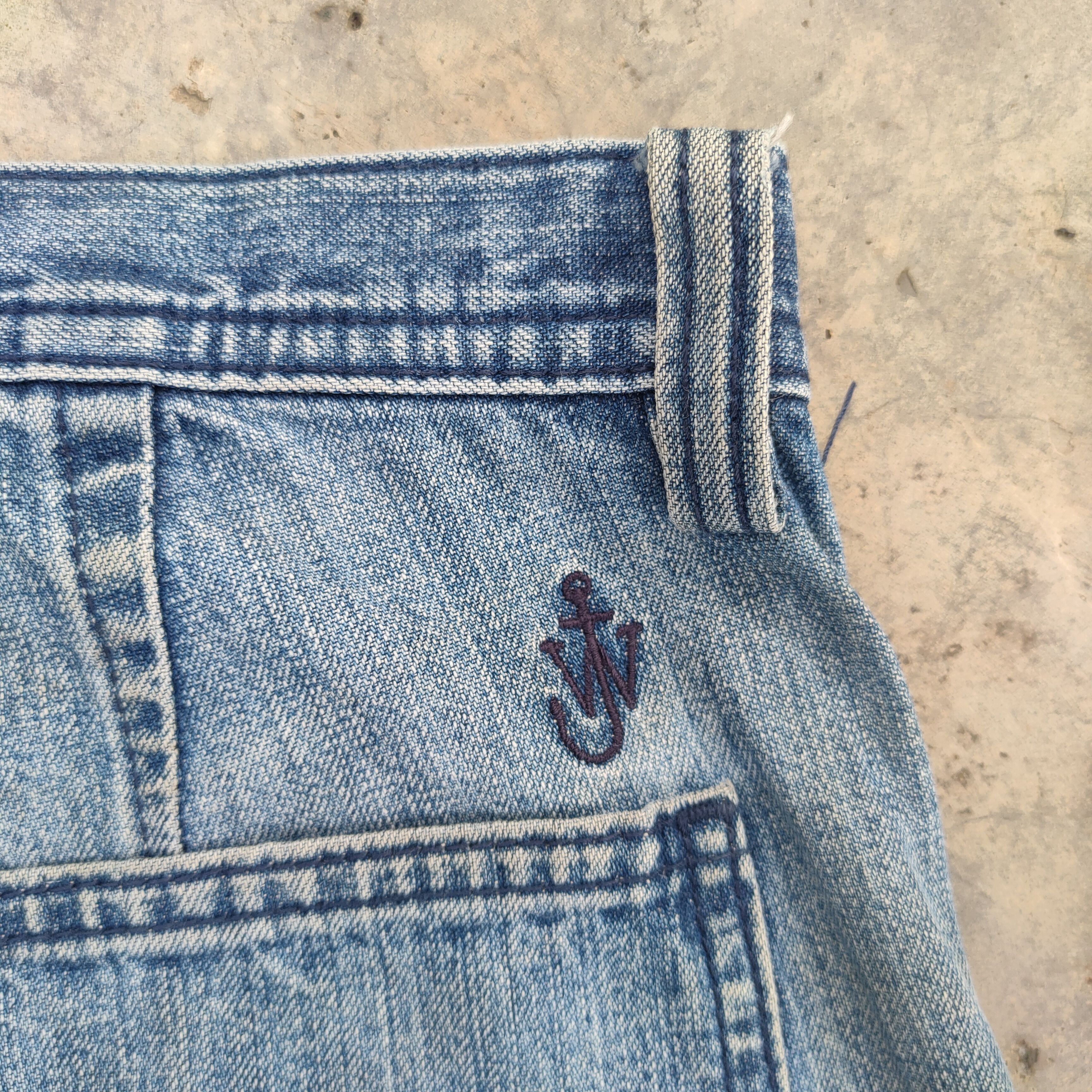 JW Anderson × Uniqlo Vintage jw Anderson x Uniqlo faded rusty dirty jeans denim Size US 30 / EU 46 - 11 Thumbnail