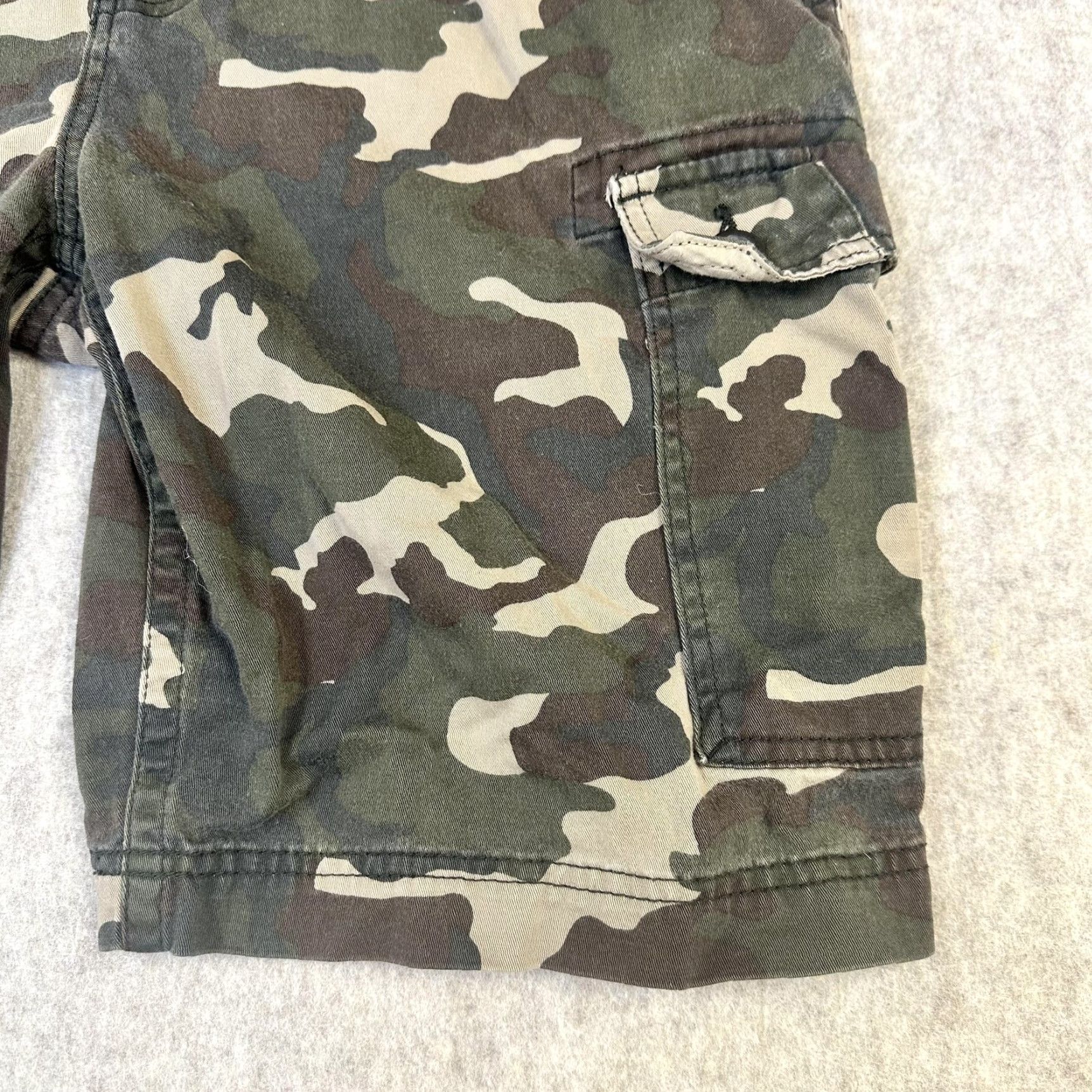 Vintage St. John's Bay Mens Cargo Shorts Camo 34 Comfort Stretch Spandex Outdoor Hiking Size US 34 / EU 50 - 3 Thumbnail