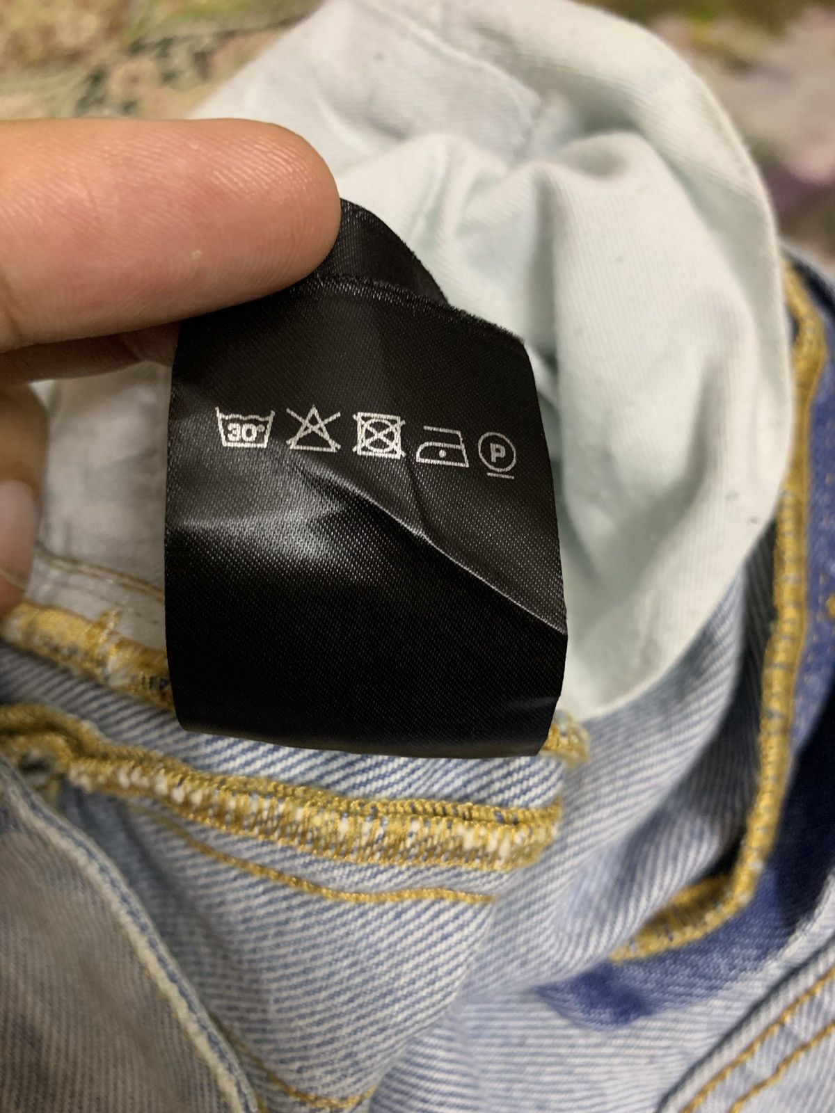 Vetements Vetements Baggy Shape Oversized Denim Size US 30 / EU 46 - 12 Thumbnail
