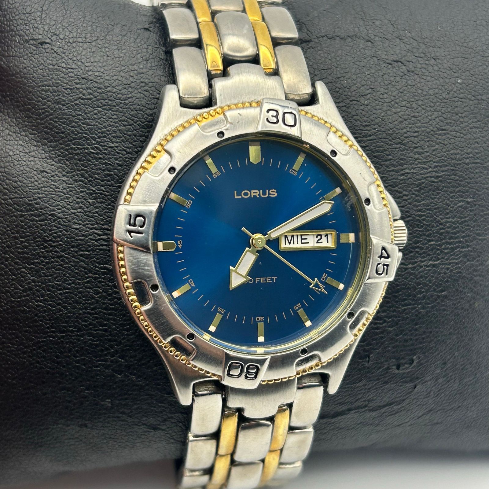 Other Vintage Lorus LR0274 Silver Gold Date Display Men’s Watch Size ONE SIZE - 1 Thumbnail