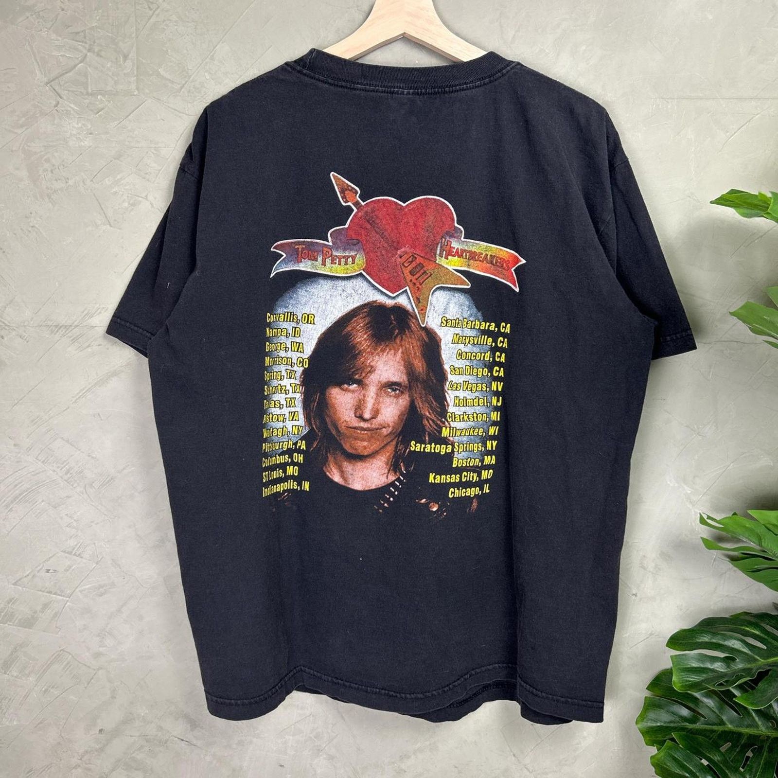 Other Tom Petty and the Heartbreakers Tour 90s Rap Tee XL Shirt Size US XL / EU 56 / 4 - 3 Thumbnail