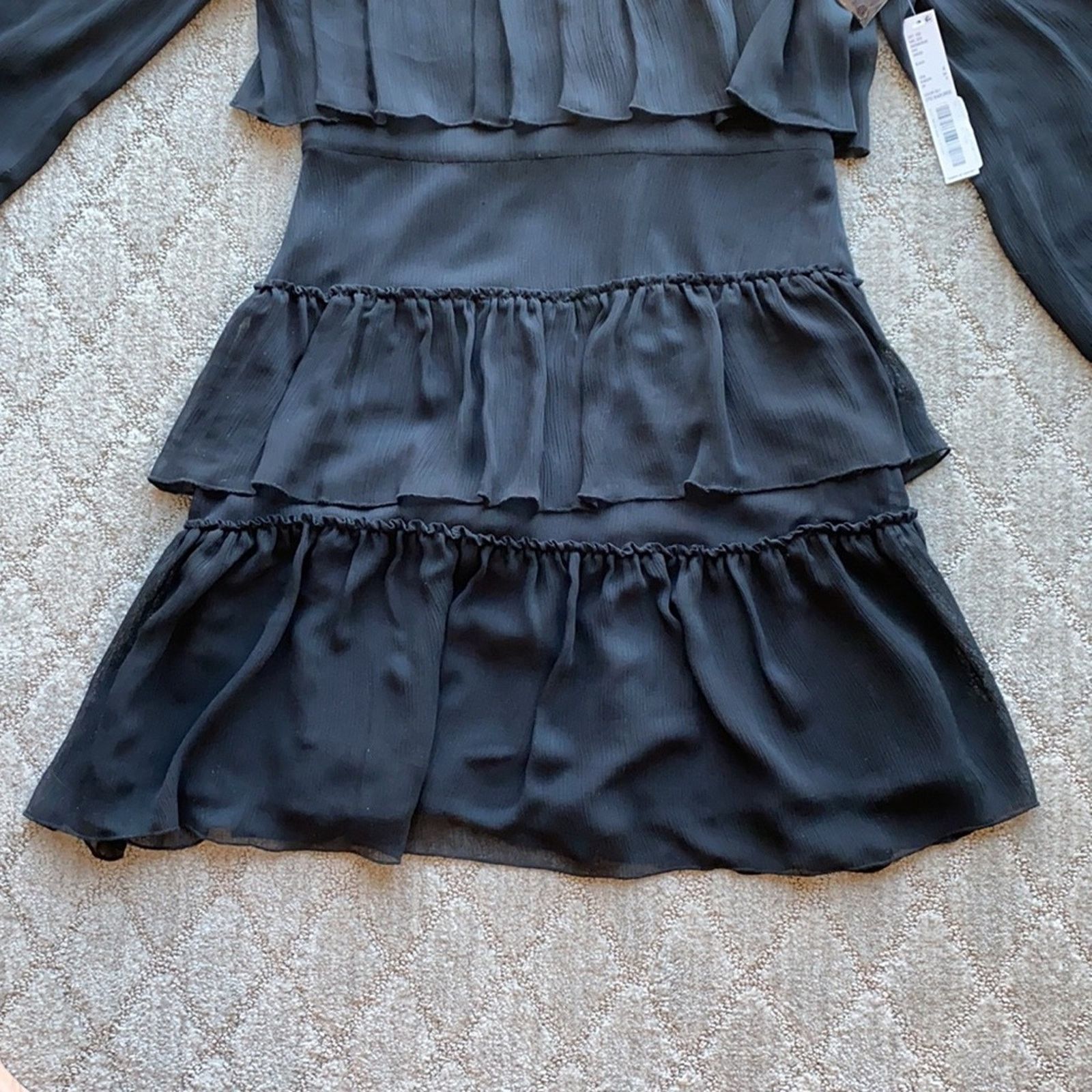 Other Gianni Bini LBD Mia lace tiered Christmas New Year size 4 Size S / US 4 / IT 40 - 4 Thumbnail