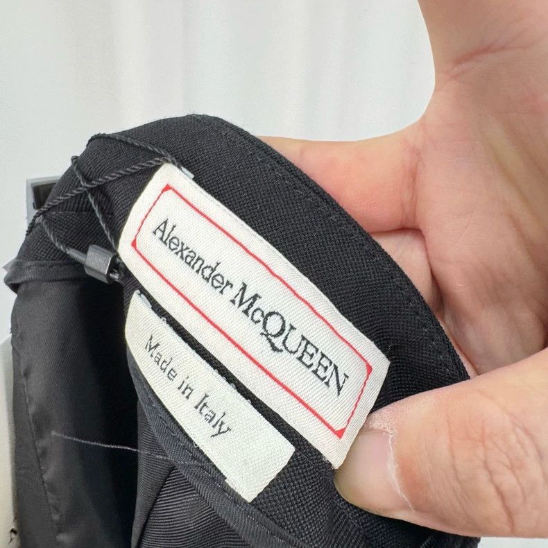 Alexander McQueen Alexander Mcqueen Show black irregular skirt casual trouse Size 26" / US 2 / IT 38 - 6 Thumbnail