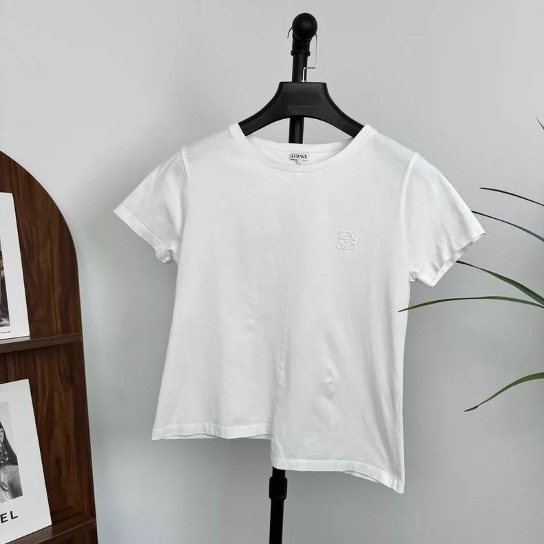 Loewe LOEWE White irregular embroidered short sleeves Size M / US 6-8 / IT 42-44 - 1 Thumbnail