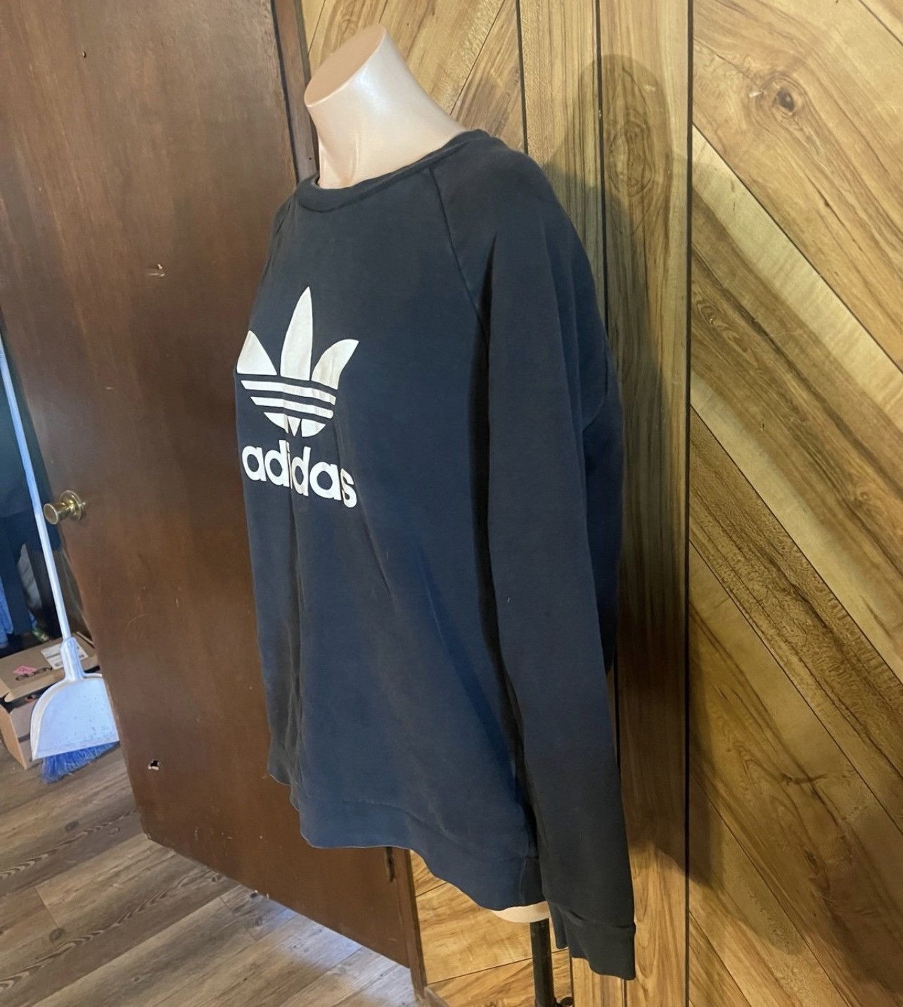 Adidas Adidas Men’s Large Black Classic Logo Pullover Sweatshirt Size US L / EU 52-54 / 3 - 4 Thumbnail