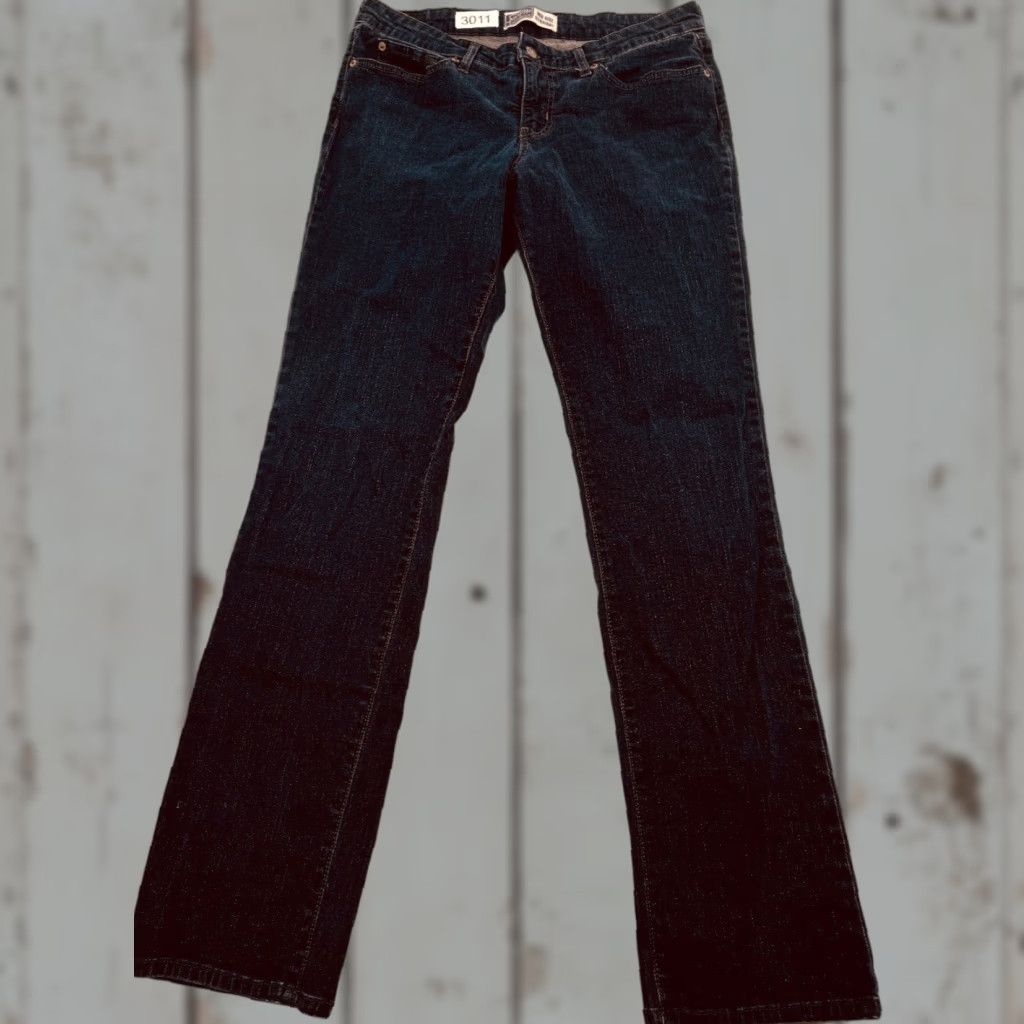 Levi's VINTAGE Levis Signature Womens 12 M Medium Low Rise Boot Cut Jeans Misses Denim 3011 Size 34" / US 12 / IT 48 - 1 Thumbnail