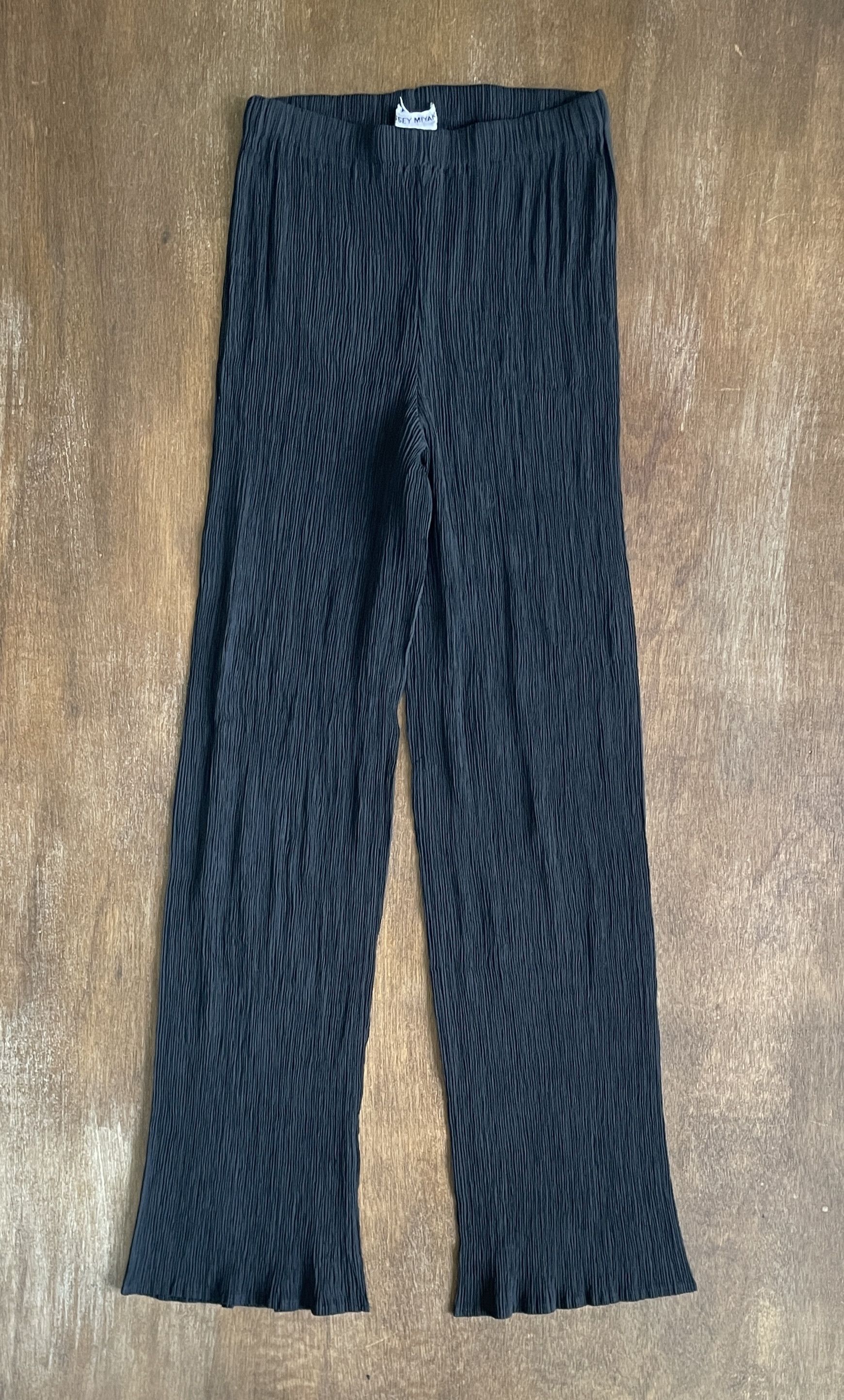Pleats Please Issey Miyake Issey Miyake Pleats Please Pants Size US 26 / EU 42 - 1 Thumbnail