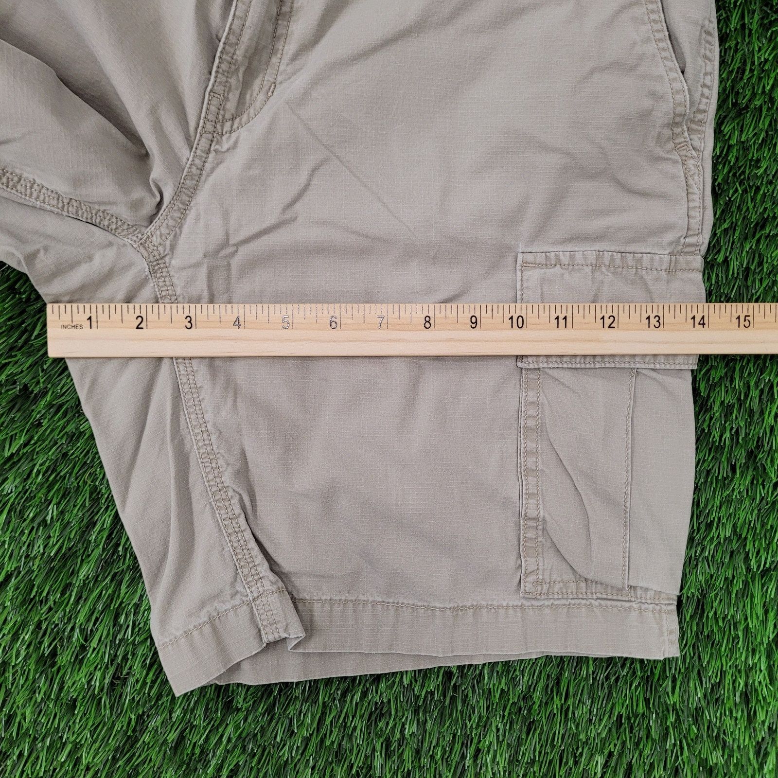 The North Face Vintage North-Face Cargo Shorts 36x9 Lined Khaki Beige Tan Size US 36 / EU 52 - 11 Thumbnail