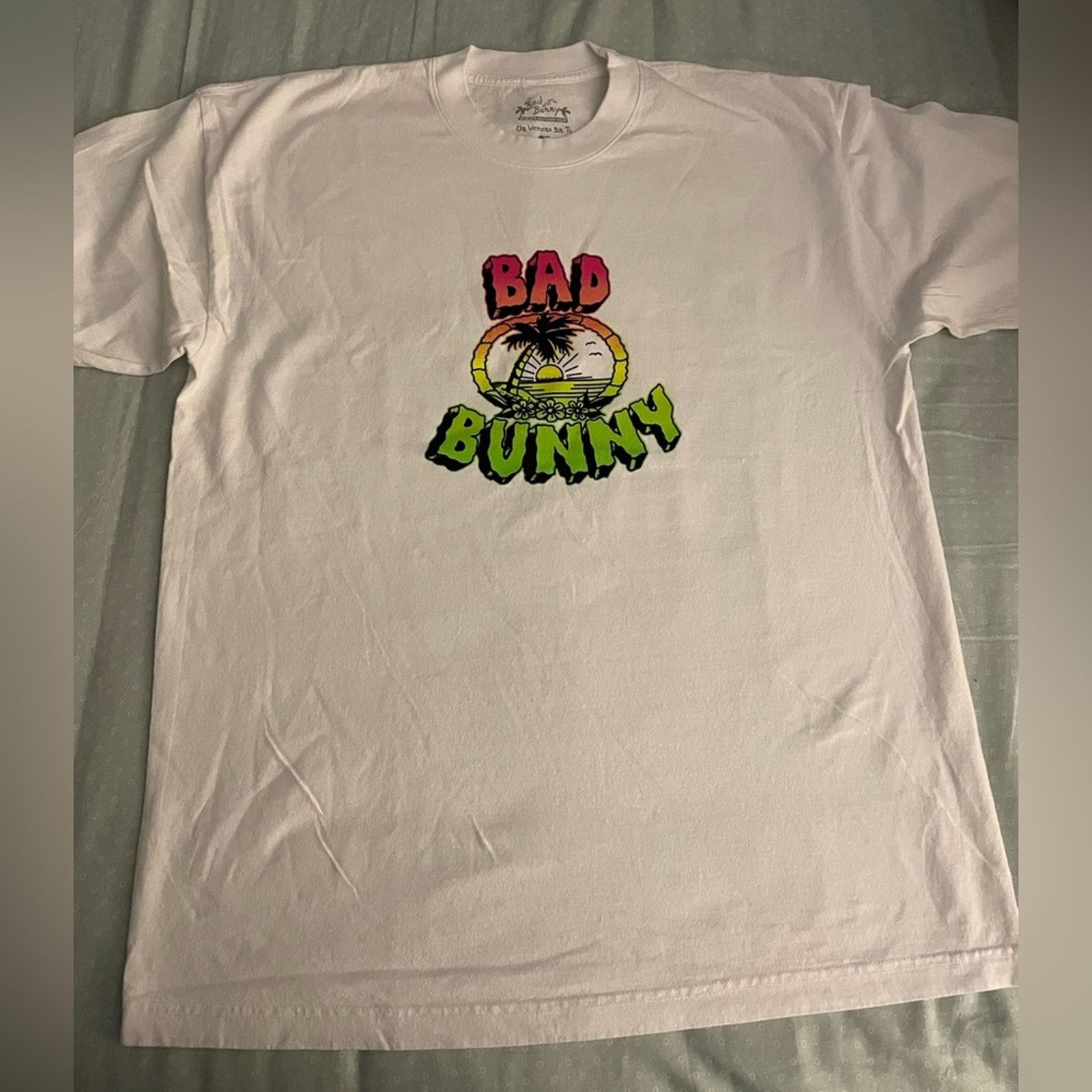 Other Bad Bunny Worlds Hottest Tour Un Verano Sir Ti Concert Large Size US L / EU 52-54 / 3 - 1 Thumbnail