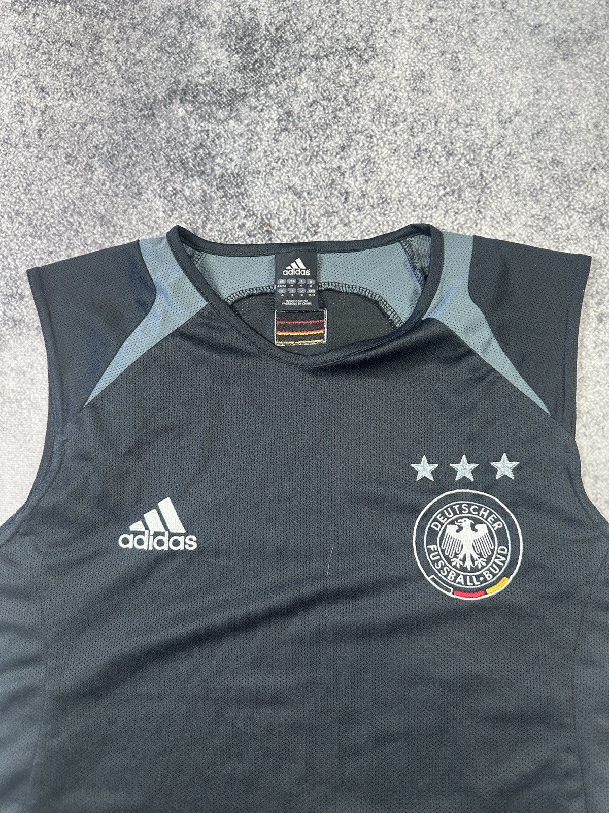 Vintage Vintage Adidas Germany 04/05 Soccer Tank Top Blokecore Rare Size US M / EU 48-50 / 2 - 2 Thumbnail