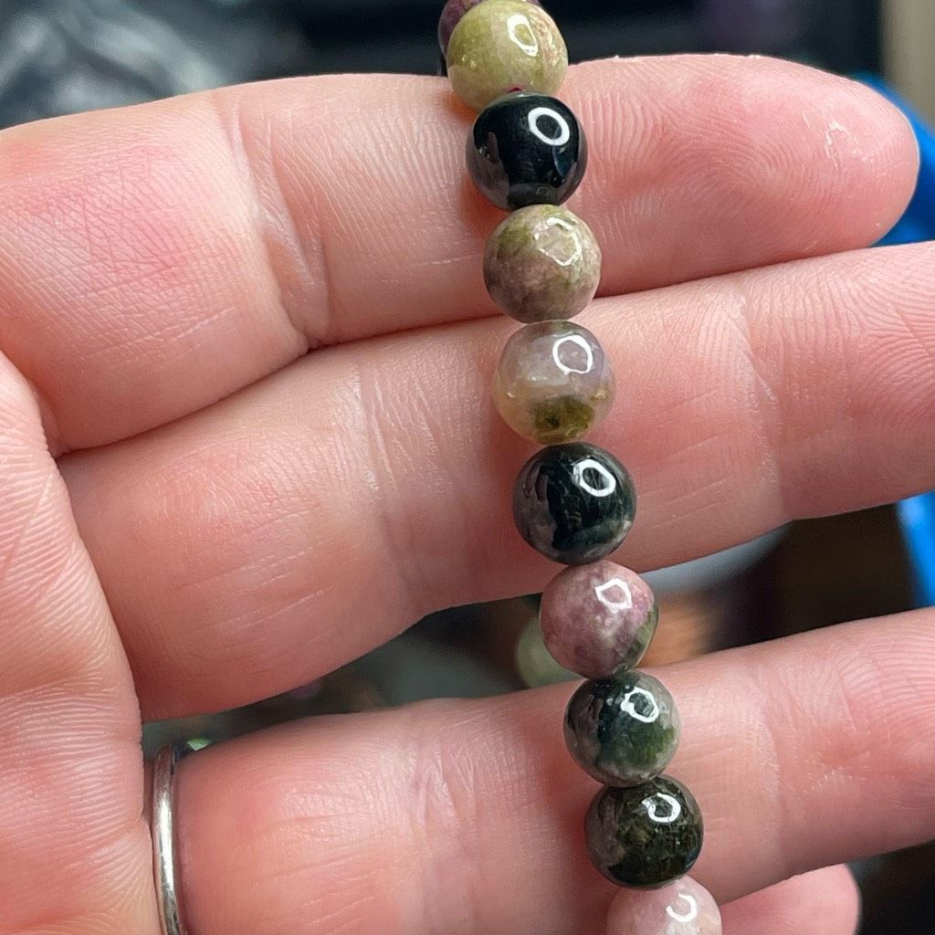 Other Pink Green Black Tourmaline beaded stretch bracelet ONE NEW reiki meditation crystal healing 6mm Size ONE SIZE - 3 Thumbnail