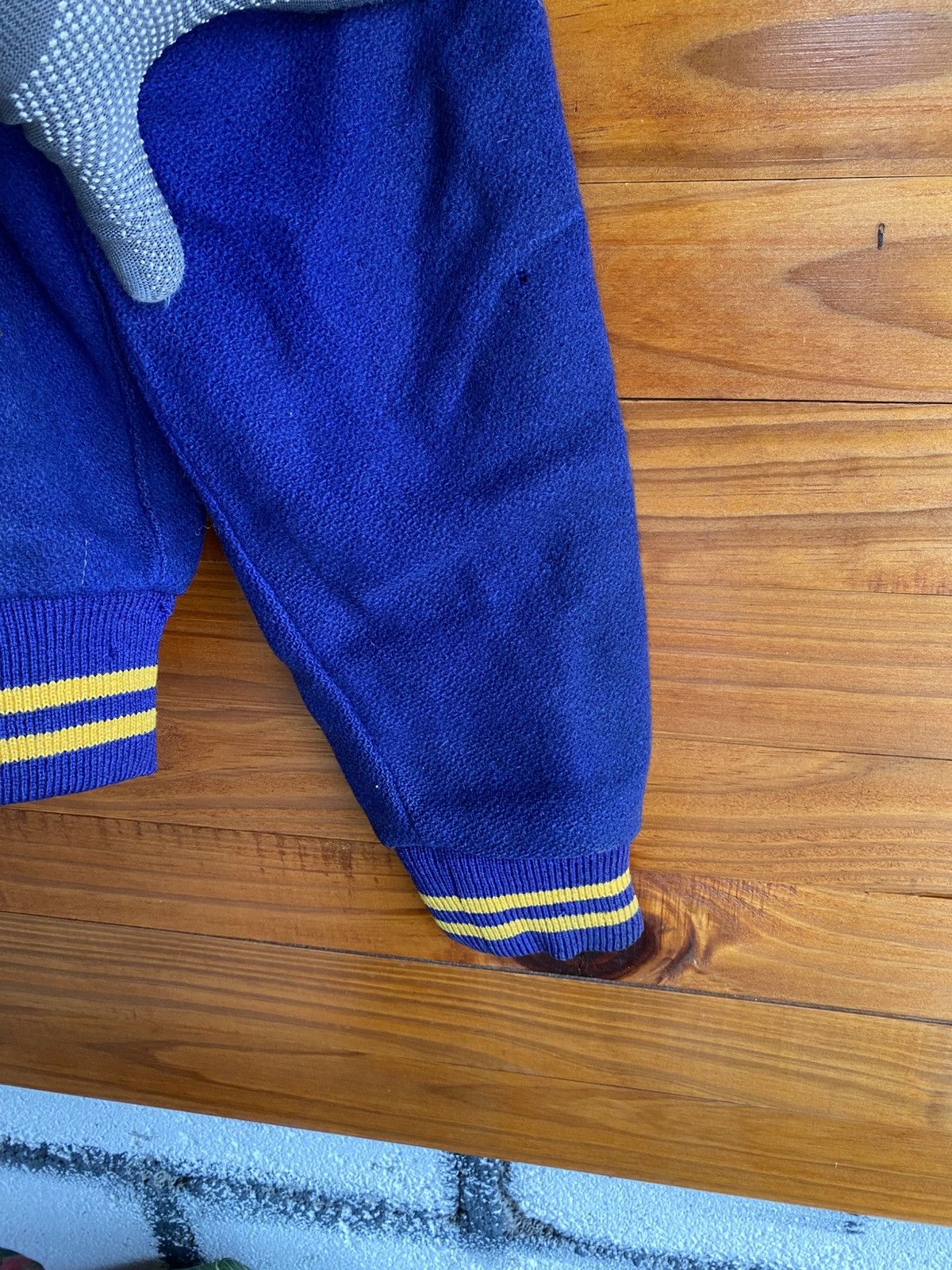 Vintage Vintage Nelson’s Varsity Jacket “Alicia” Blue Yellow Wool Size US S / EU 44-46 / 1 - 9 Thumbnail