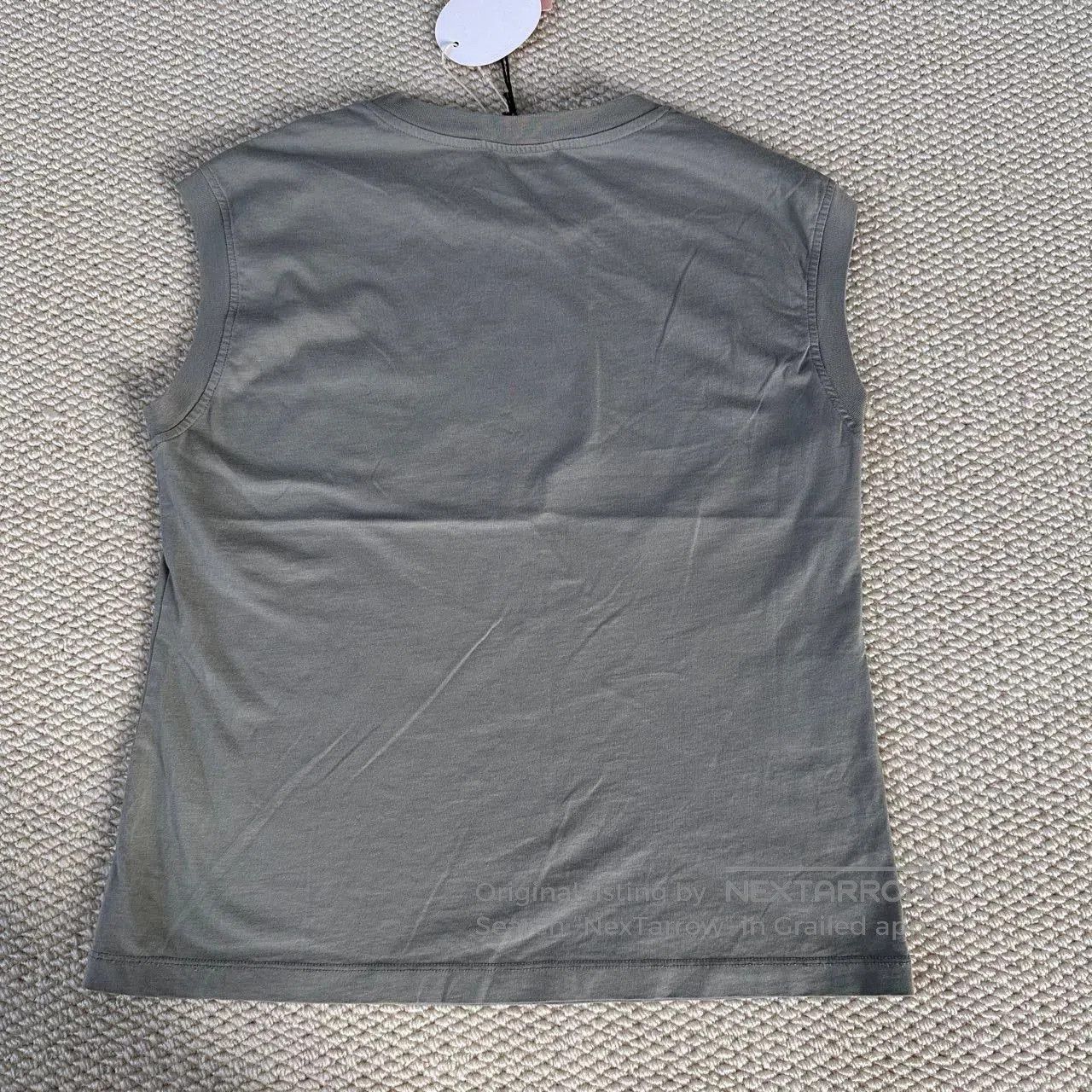 Miu Miu MiuMiu Solid Sleeveless Vest XS. Size XS / US 0-2 / IT 36-38 - 2 Thumbnail