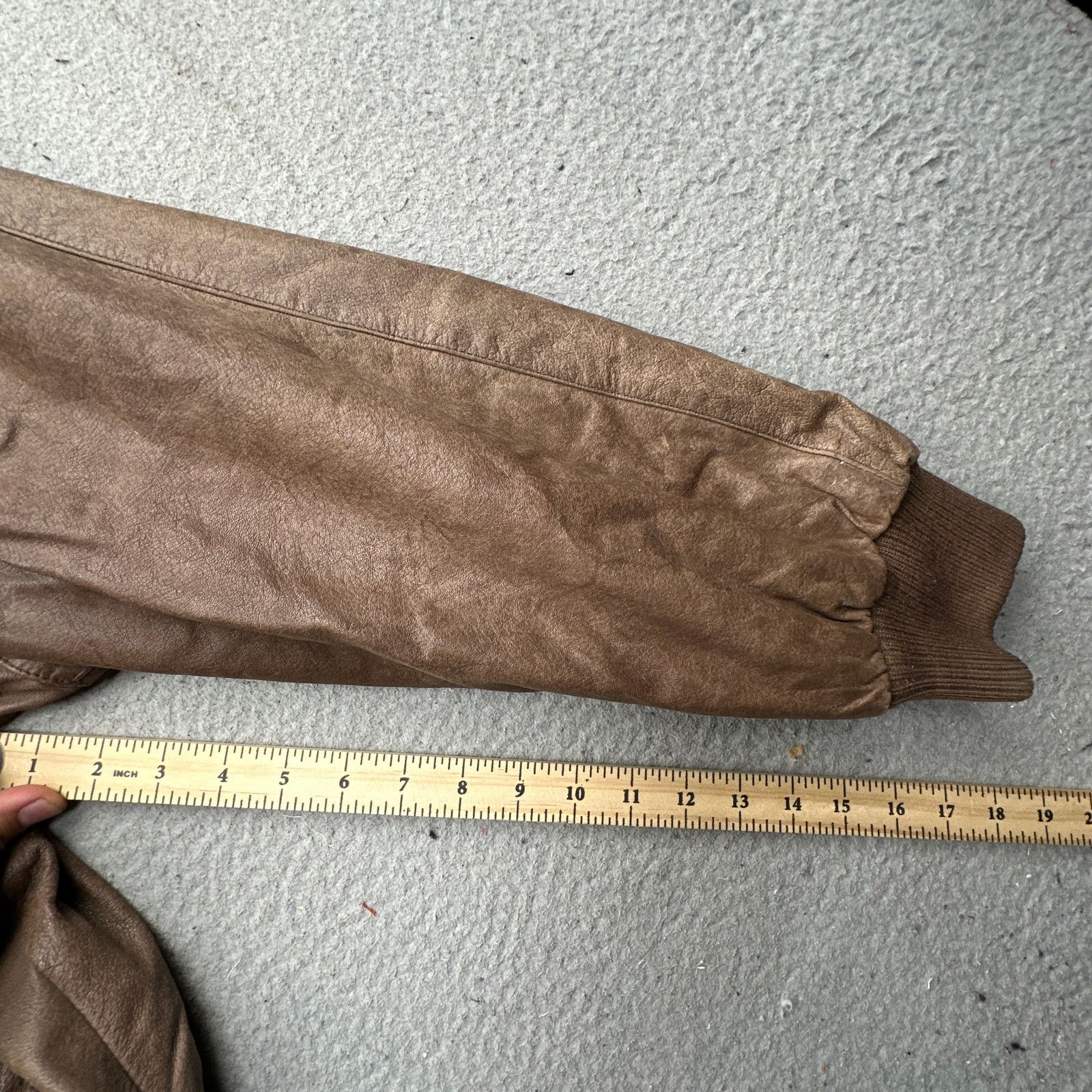 Roundtree & Yorke Vintage Roundtree & Yorke Bomber Leather Jacket XL Map Size US XL / EU 56 / 4 - 4 Thumbnail