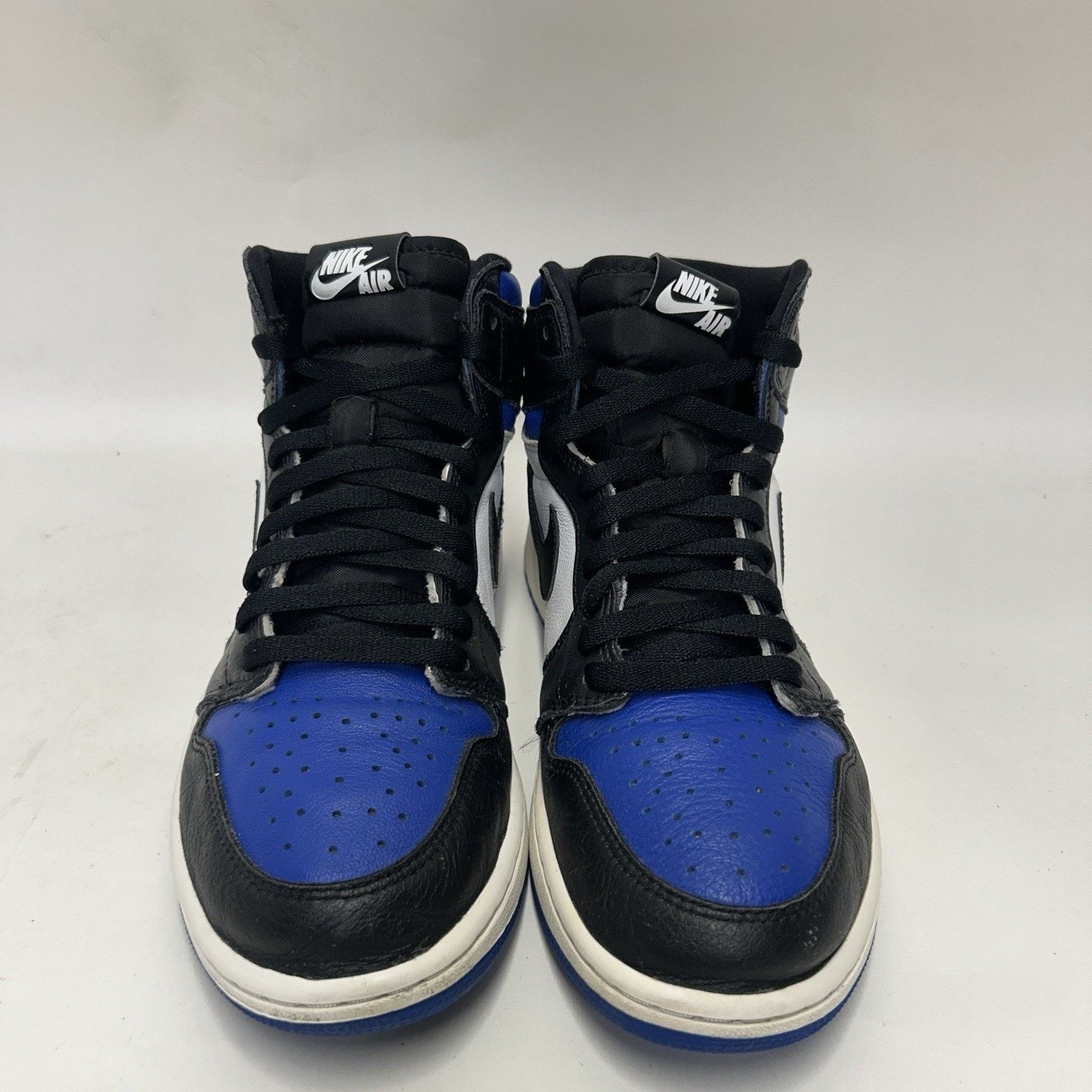 Jordan Brand Nike Air Jordan 1 Retro High OG “Royal Toe” 555088-041 Size US 10 / EU 43 - 2 Thumbnail