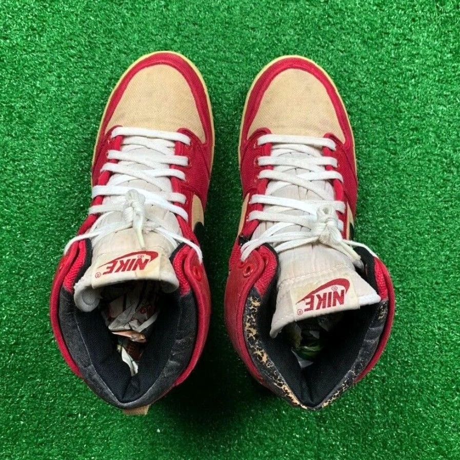 Nike Nike Air Jordan 1 AJKO Chicago Red White Rare Vintage 85 8.5 Bred Royal OG 1985 Men Sneaker Basketball White Nike Air 1985 US Shoe Size 8.5 Mens Size US 9 / EU 42 - 3 Thumbnail