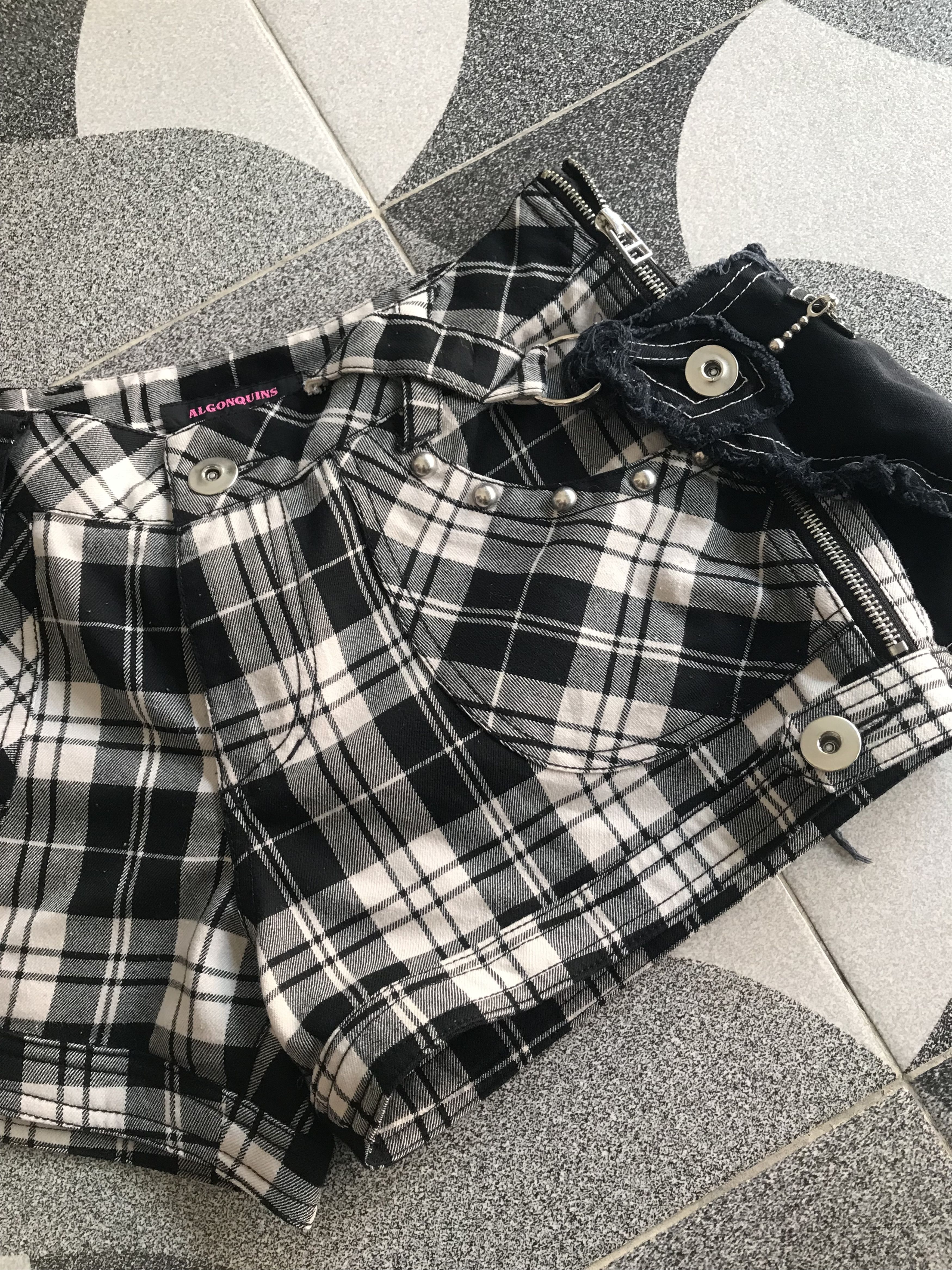 14th Addiction × If Six Was Nine × Le Grande Bleu (L.G.B.) Y2K Algonquins Shorts Size 30" / US 8 / IT 44 - 4 Thumbnail