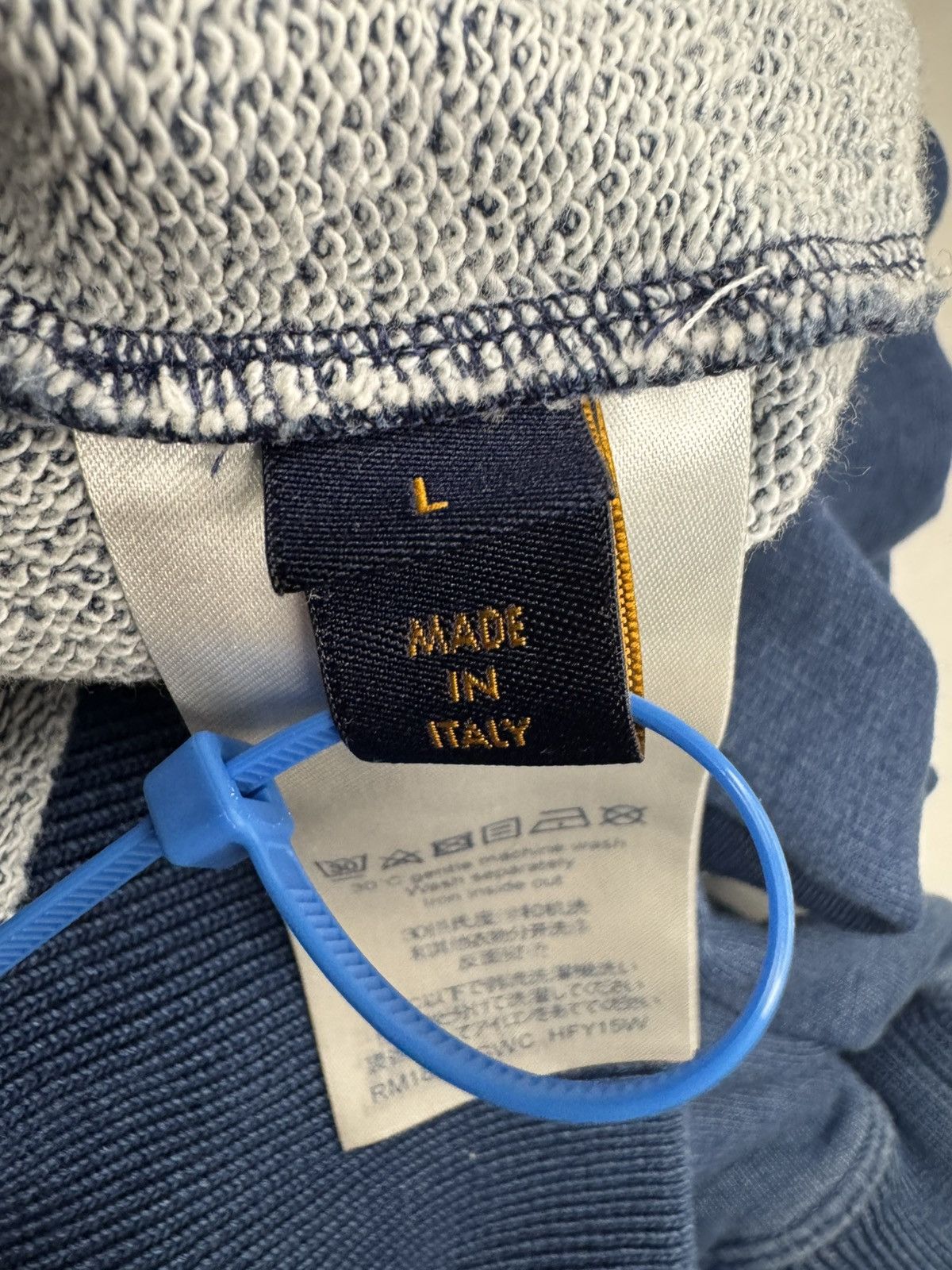 Louis Vuitton Louis Vuitton Vivienne Sweatshirt Size L AUTHENTIC! Size US L / EU 52-54 / 3 - 7 Thumbnail