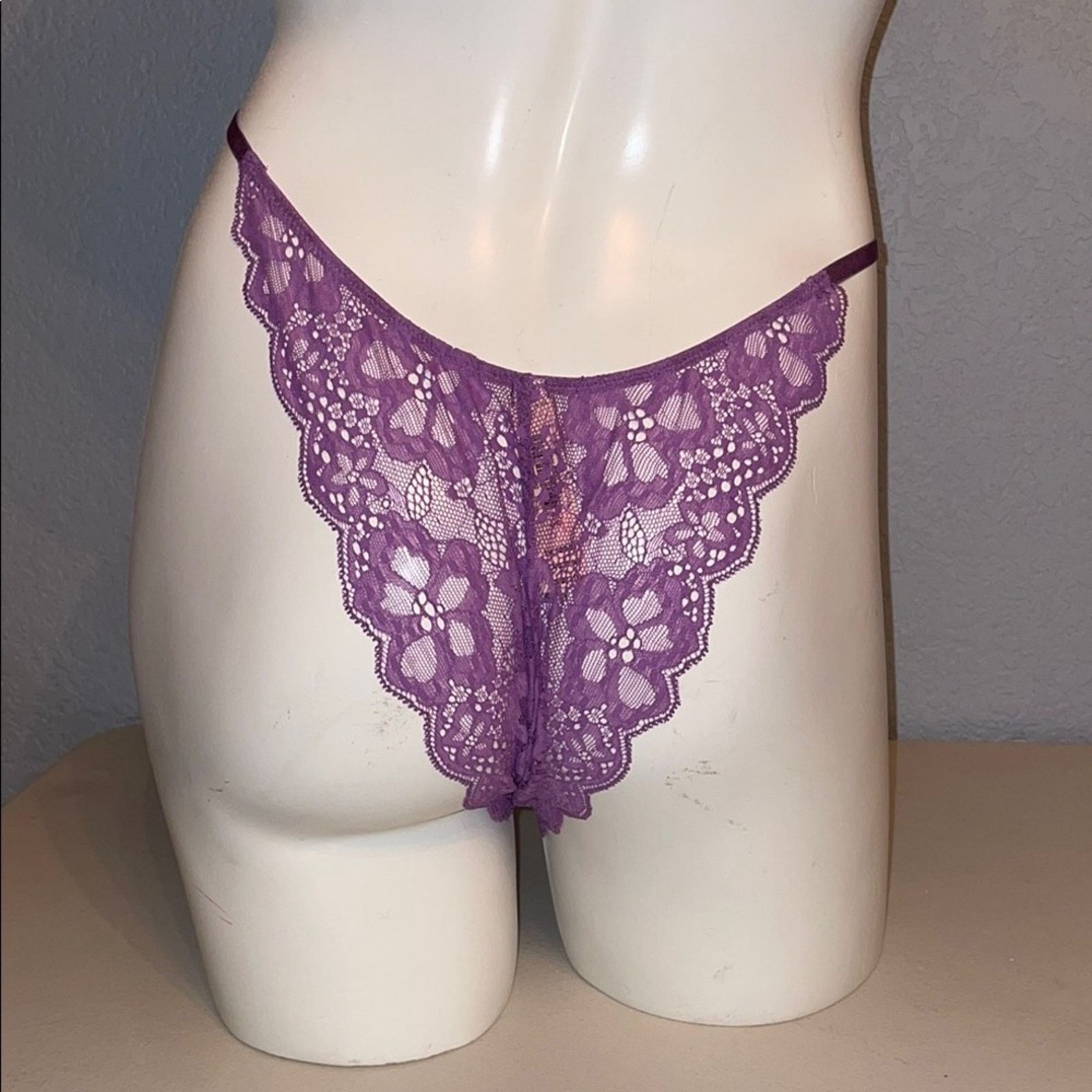 Victoria's Secret Victoria’s Secret Brazillian Thong Lavendar Lace VS Panties Size ONE SIZE - 7 Thumbnail