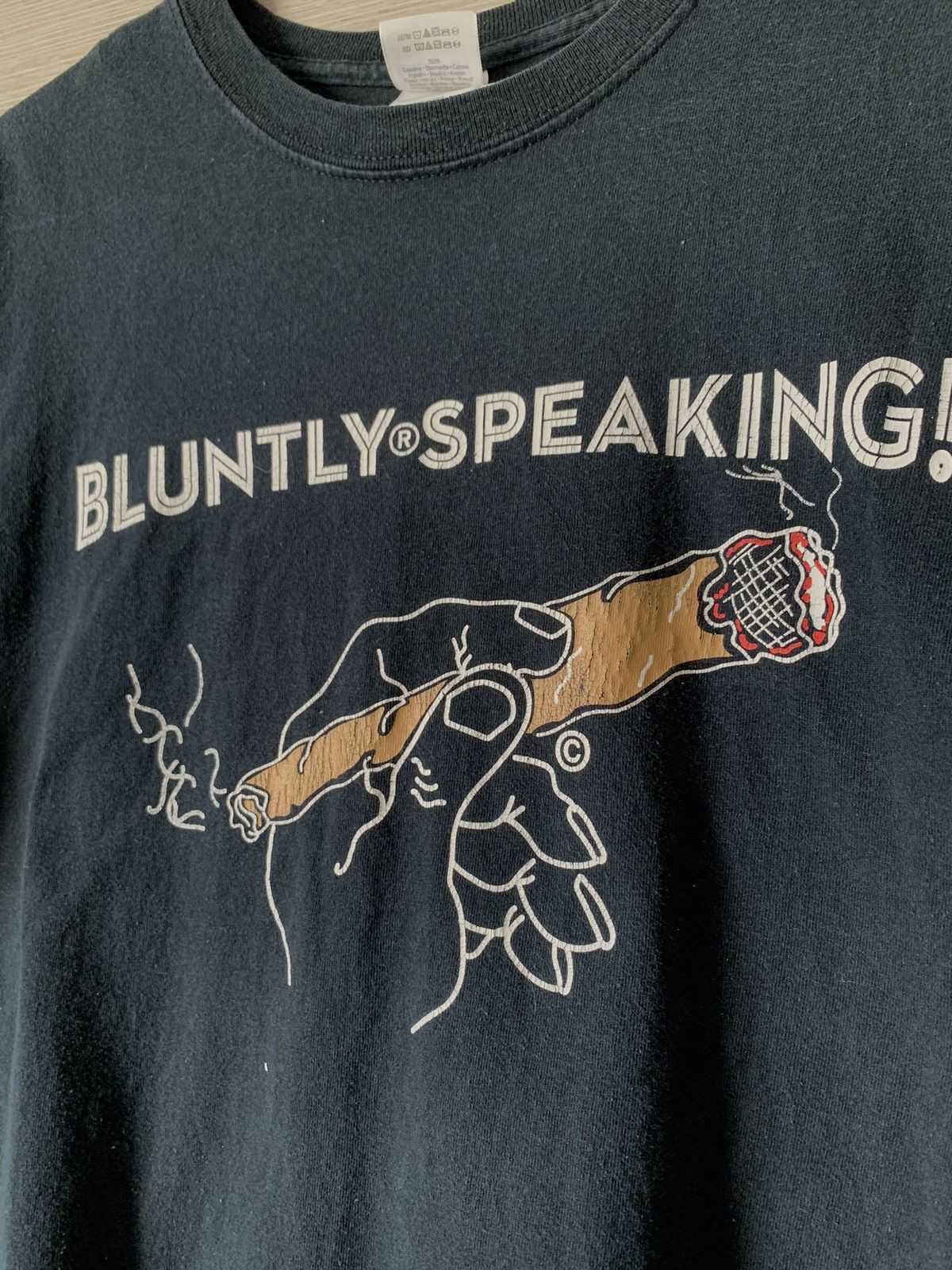Vintage Vintage Funny ‘Bluntly Speaking’ Tee Size US XL / EU 56 / 4 - 3 Thumbnail
