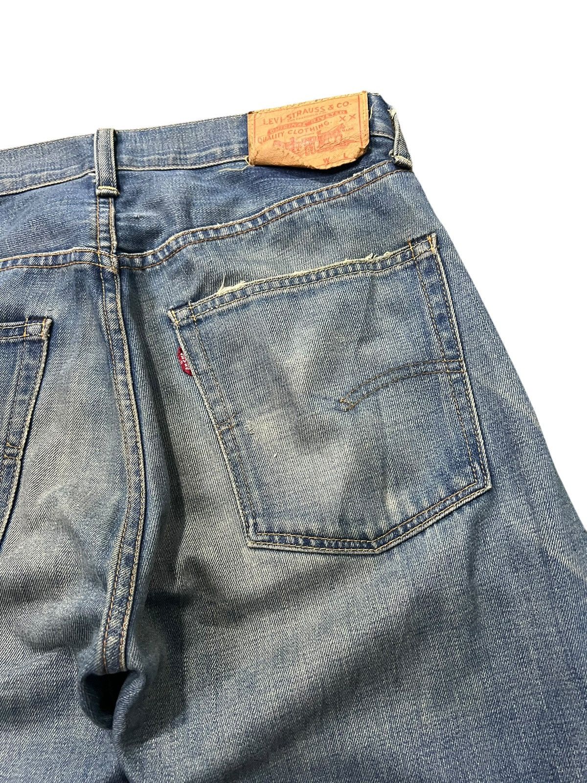 Levi's Vintage Levi’s 501 Big E Selvedge Distressed Mud Wash Jean Size US 30 / EU 46 - 17 Thumbnail