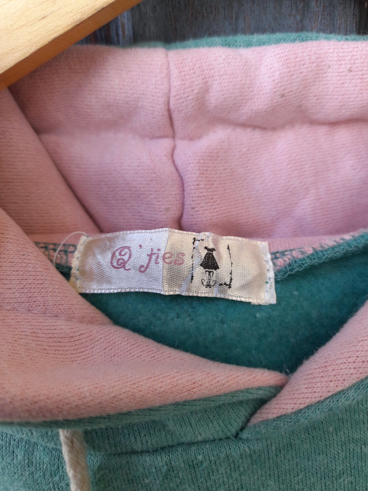 Japanese Brand Vintage Looney Tunes Tweety Hoodie “Smart Chick” Green Pink Size US M / EU 48-50 / 2 - 8 Thumbnail