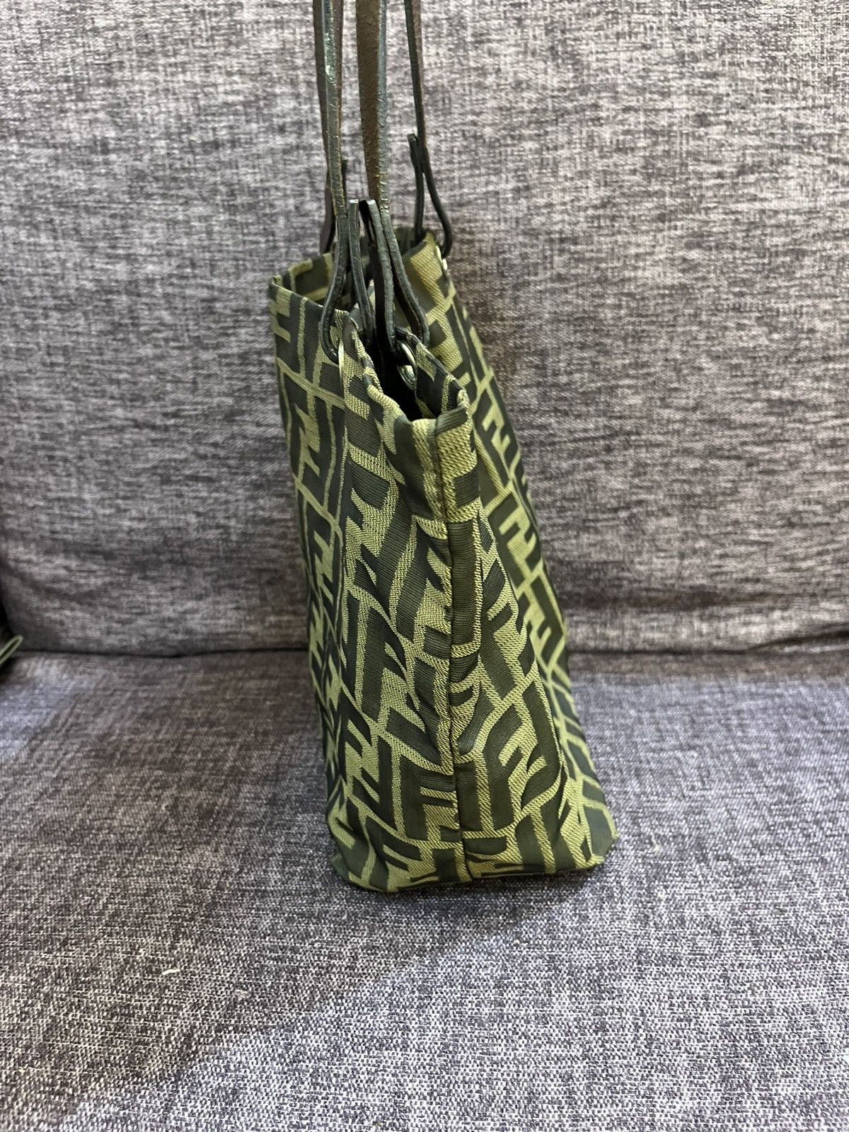 Fendi Authentic FENDI Zucca Tote Bag Size ONE SIZE - 9 Thumbnail