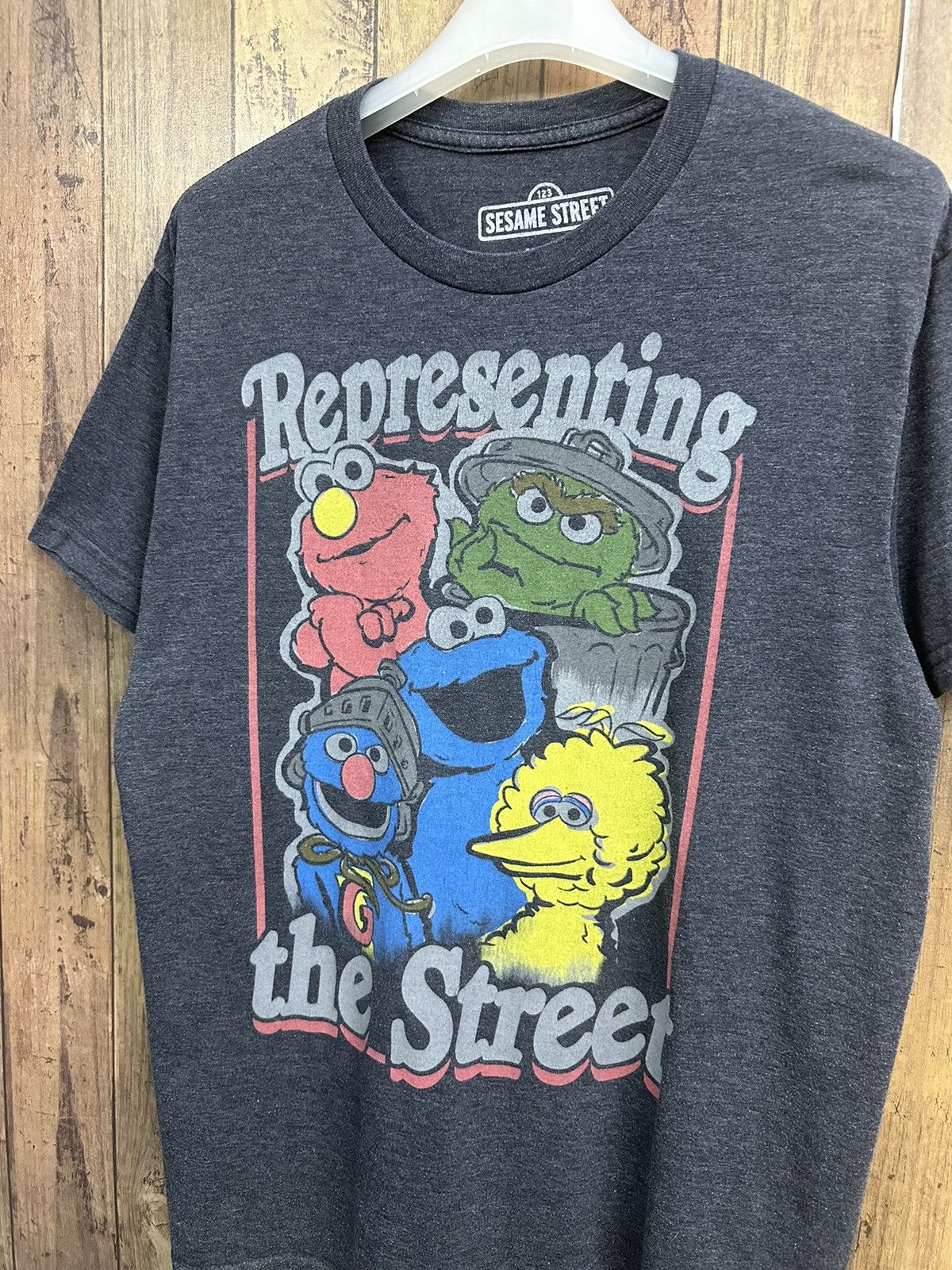 Cartoon Network Y2k Sesame Street Mad Engine Tshirt A547 Size US M / EU 48-50 / 2 - 2 Thumbnail
