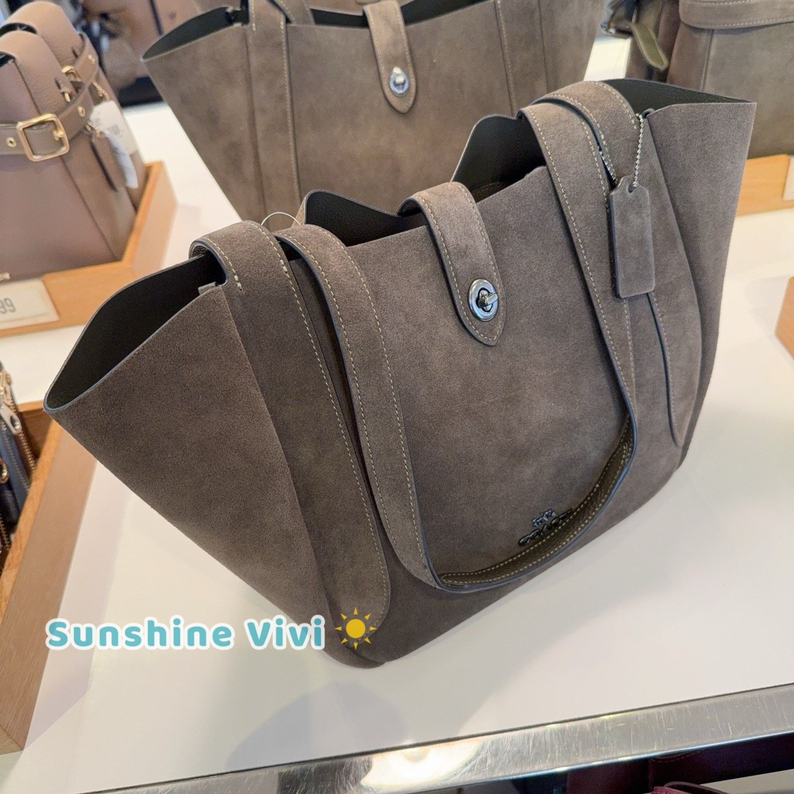 Coach NWT Coach Hadley Turnlock Tote Bag CCC76 Suede Leather Size ONE SIZE - 2 Thumbnail