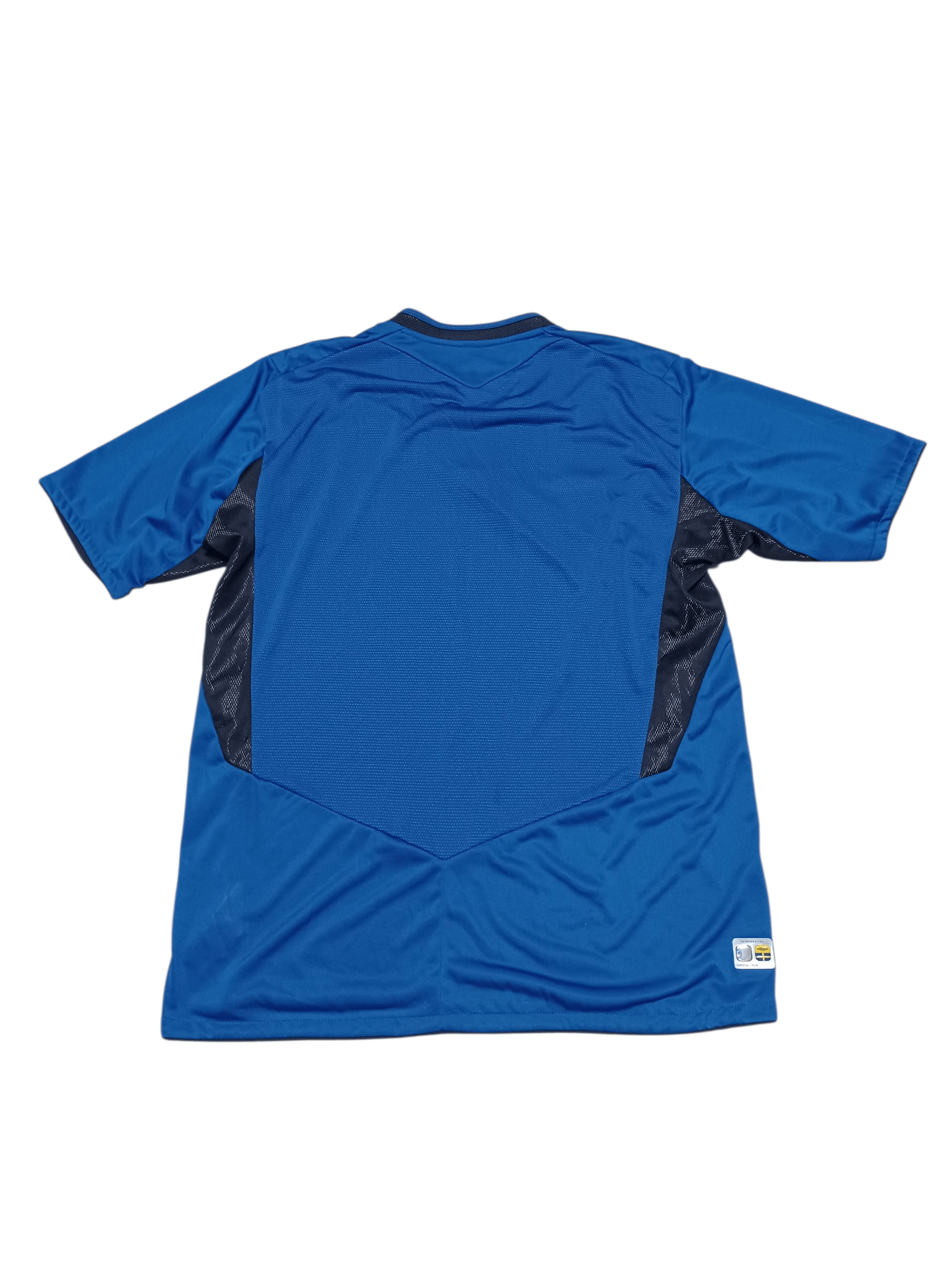 Umbro SWEDEN UMBRO 2005 VINTAGE SOCCER JERSEY FOOTBALL Size US XL / EU 56 / 4 - 4 Thumbnail