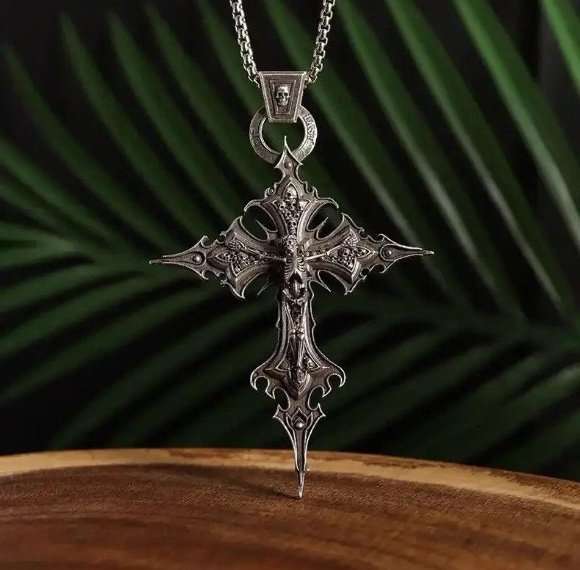 Jewelry × Vintage Vintage Gothic Christian Dante Purgatory Cross Necklace Size ONE SIZE - 5 Thumbnail