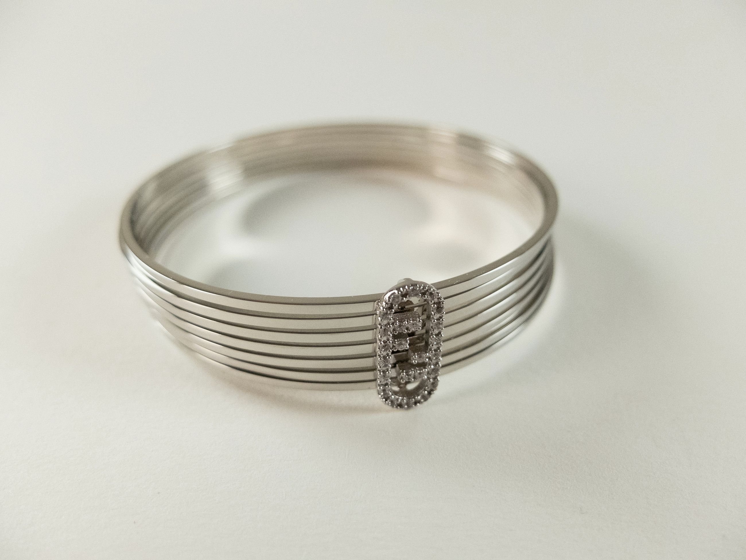 Fendi FENDI O'lock rings metal bracelet with zirconia crystals Size ONE SIZE - 1 Thumbnail