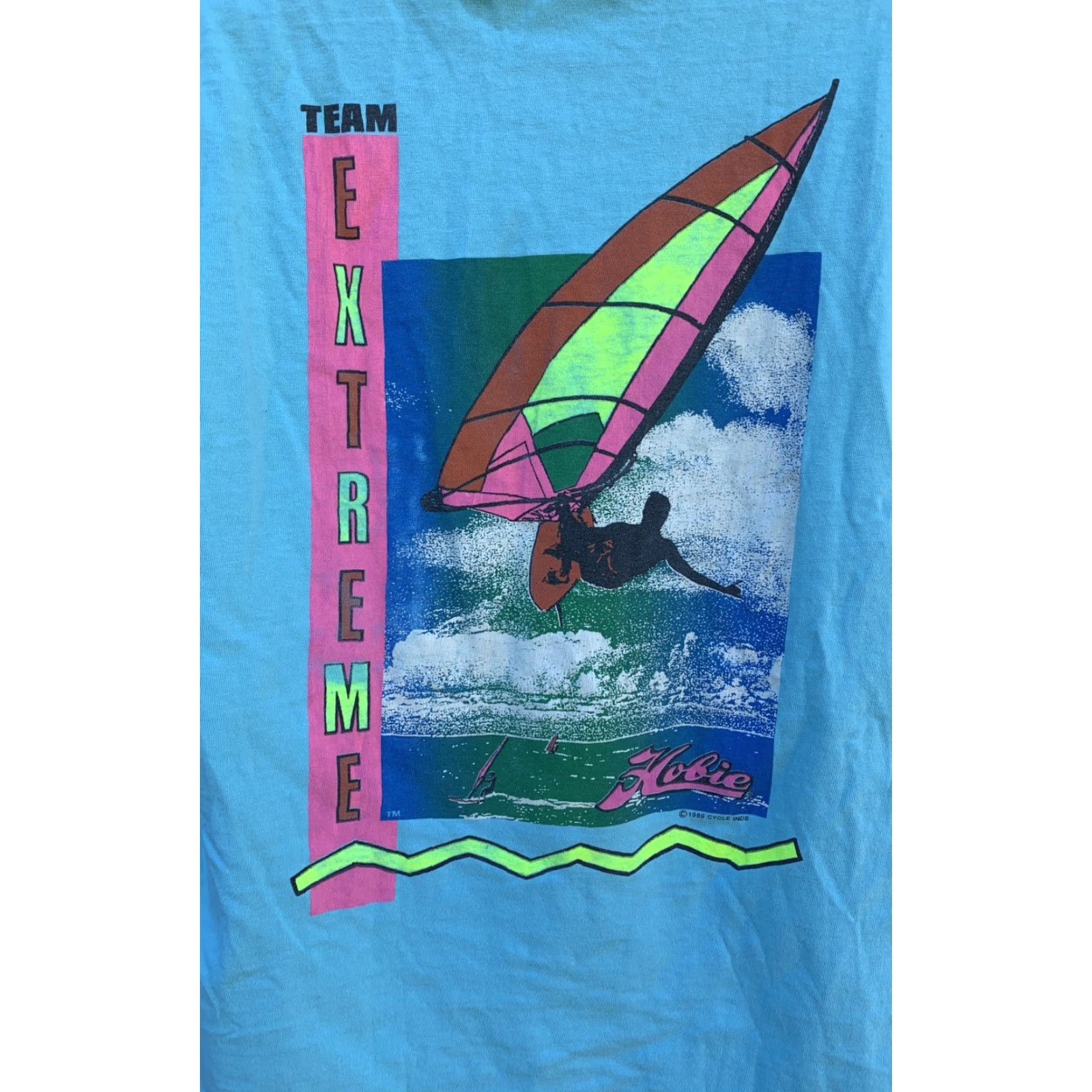 Vintage VINTAGE Hobie Team Extreme Pocket Tee T Shirt 1989 Windsurfer L Blue Mens Shirt Pocket Tee 80s Hobie Windsurfing Size US L / EU 52-54 / 3 - 5 Thumbnail