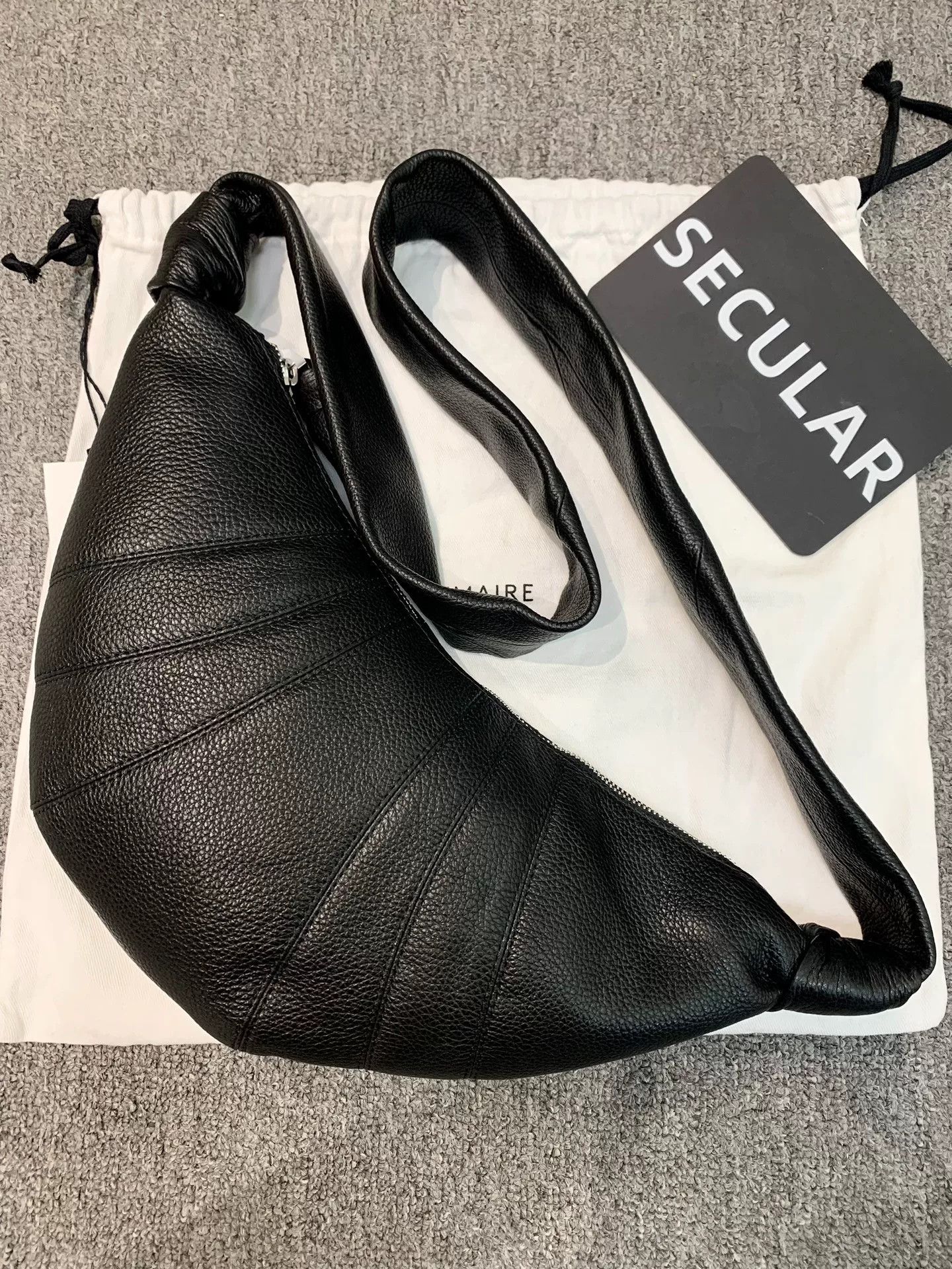 Lemaire Lemaire Small Black Cowhide Croissant Bag Size ONE SIZE - 1 Thumbnail