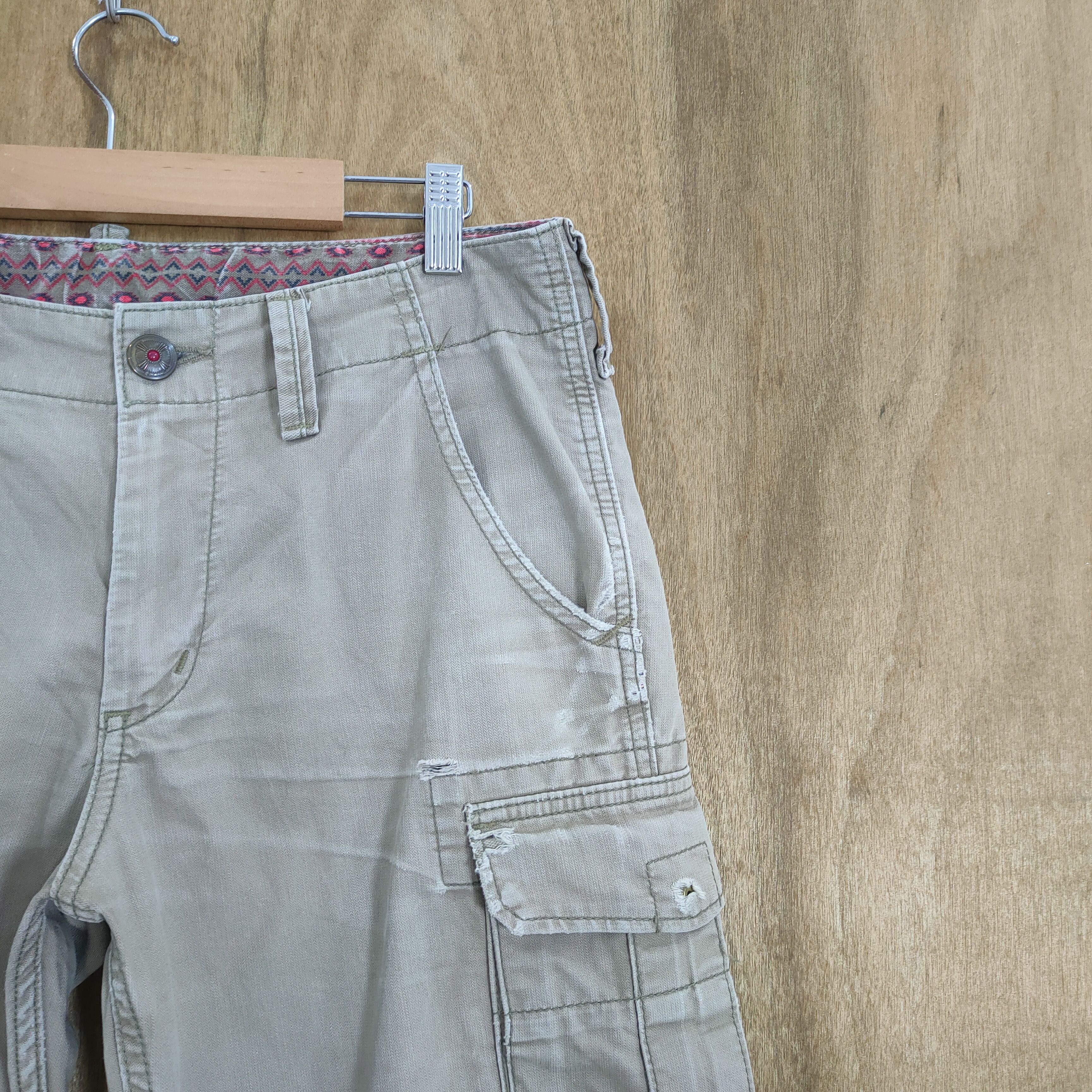Japanese Brand VINTAGE JAPANESE DISTRESSED KNEE CARGO PANTS Size US 31 - 5 Thumbnail